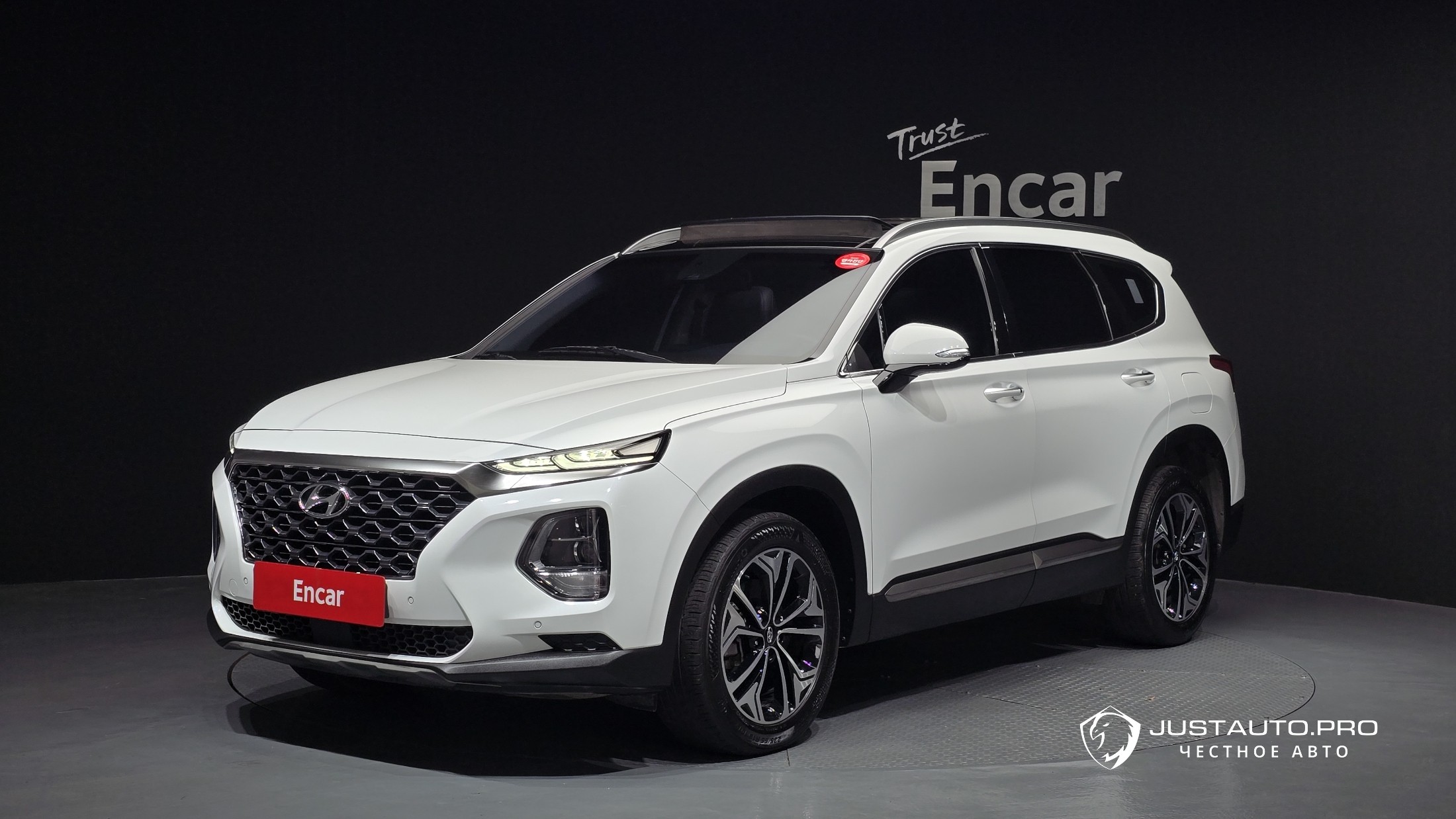 Автомобиль Hyundai Santafe