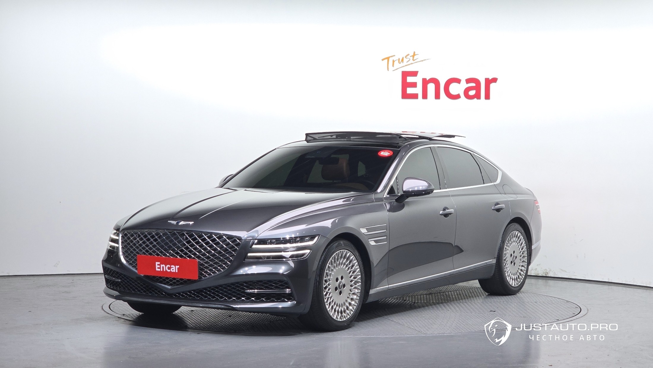 Автомобиль Genesis G80