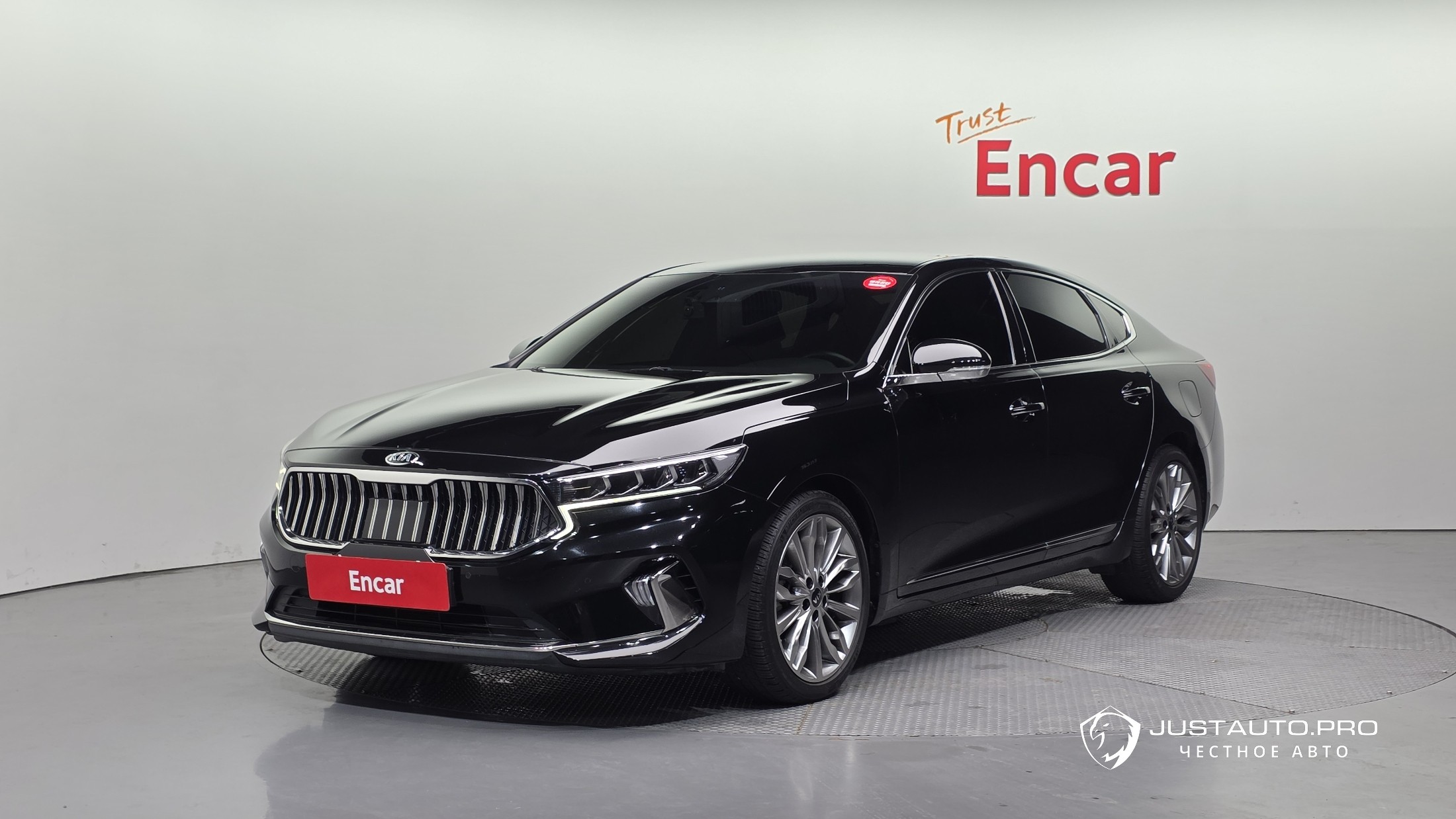 Автомобиль Kia K7