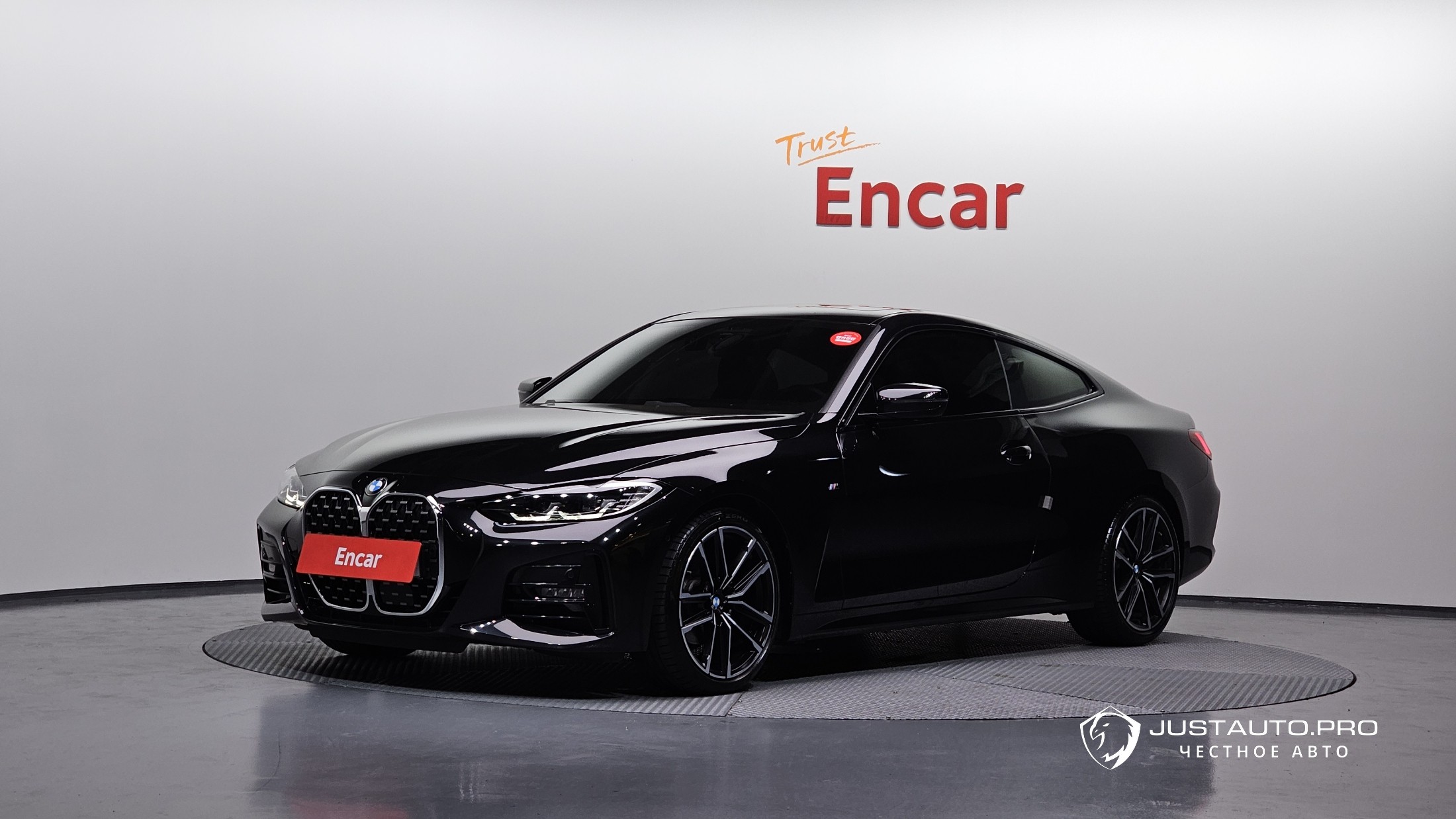 Автомобиль BMW 4-Series