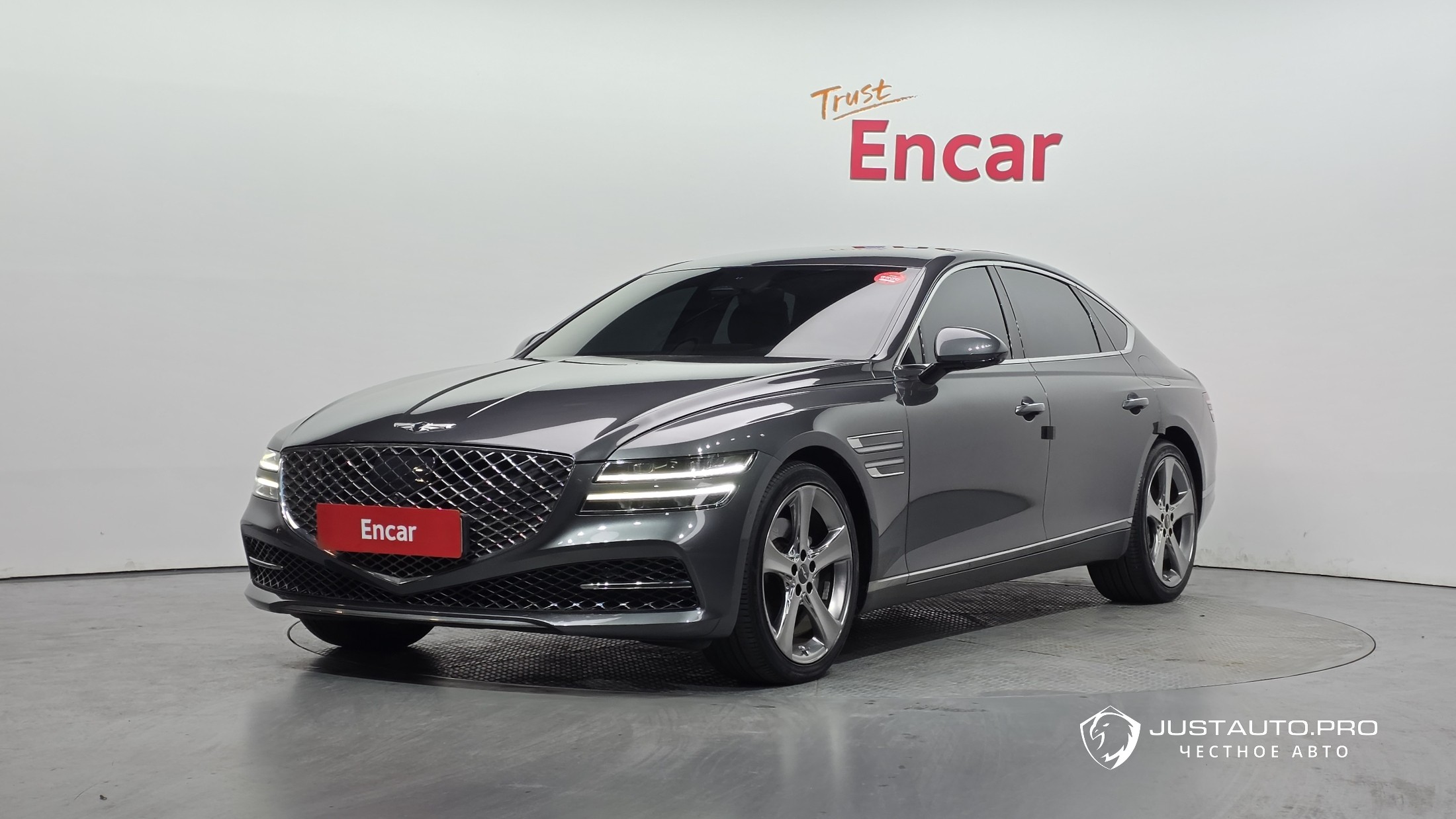 Автомобиль Genesis G80