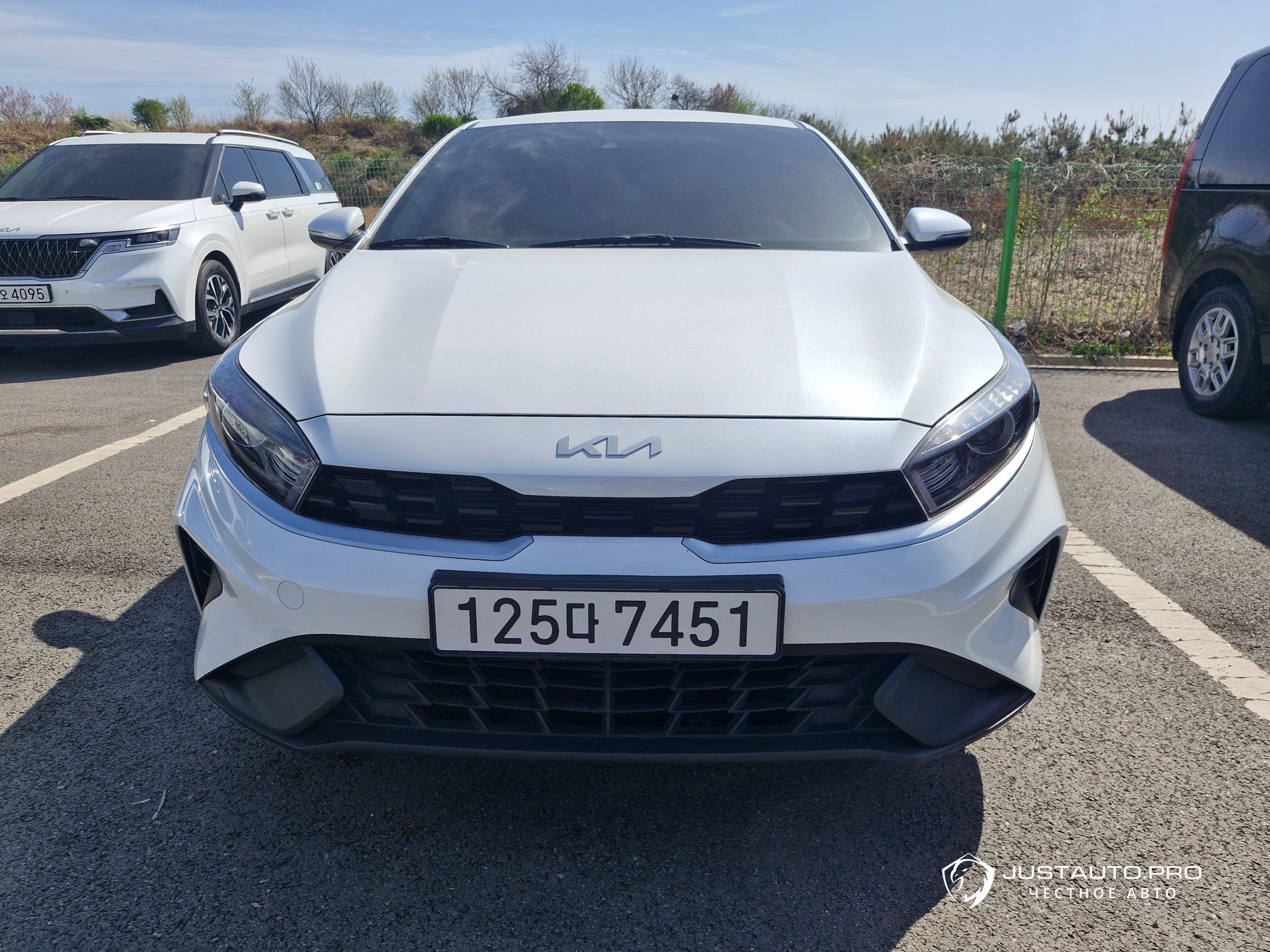 Автомобиль Kia K3