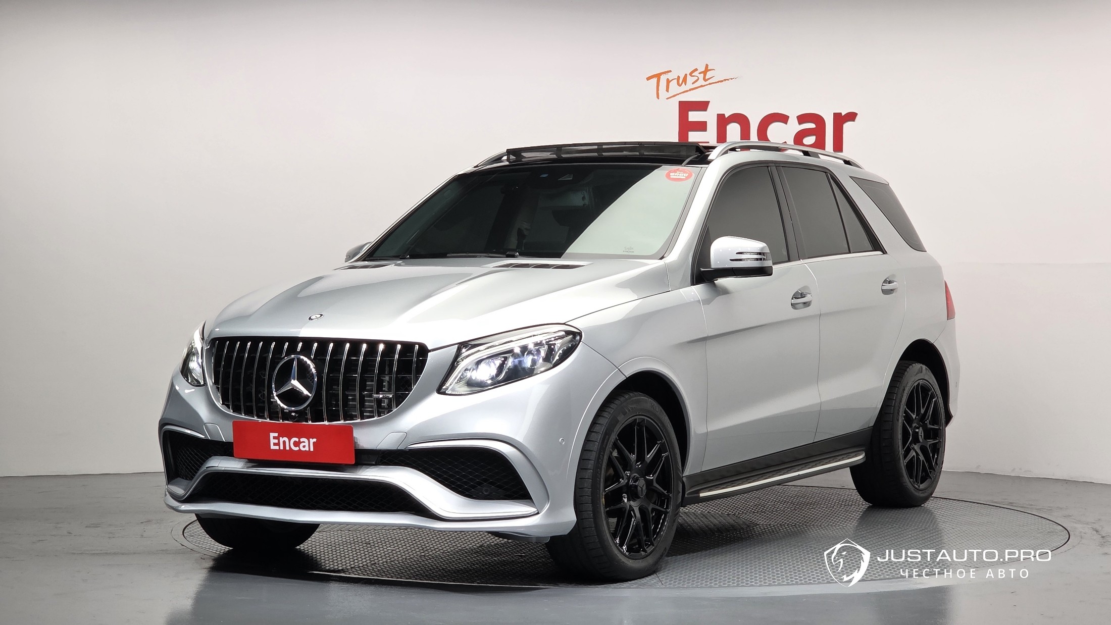 Автомобиль Mercedes-Benz GLE-Class