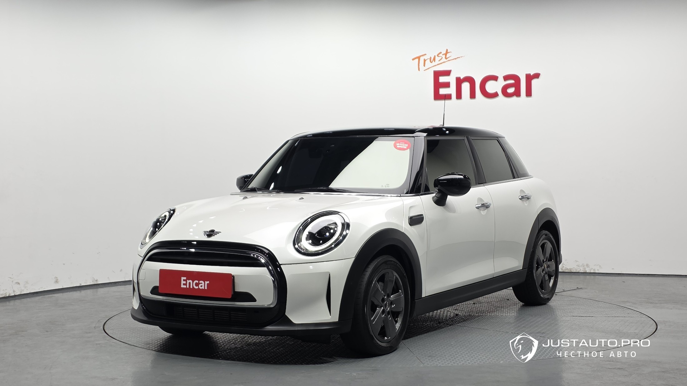 Автомобиль Mini Cooper