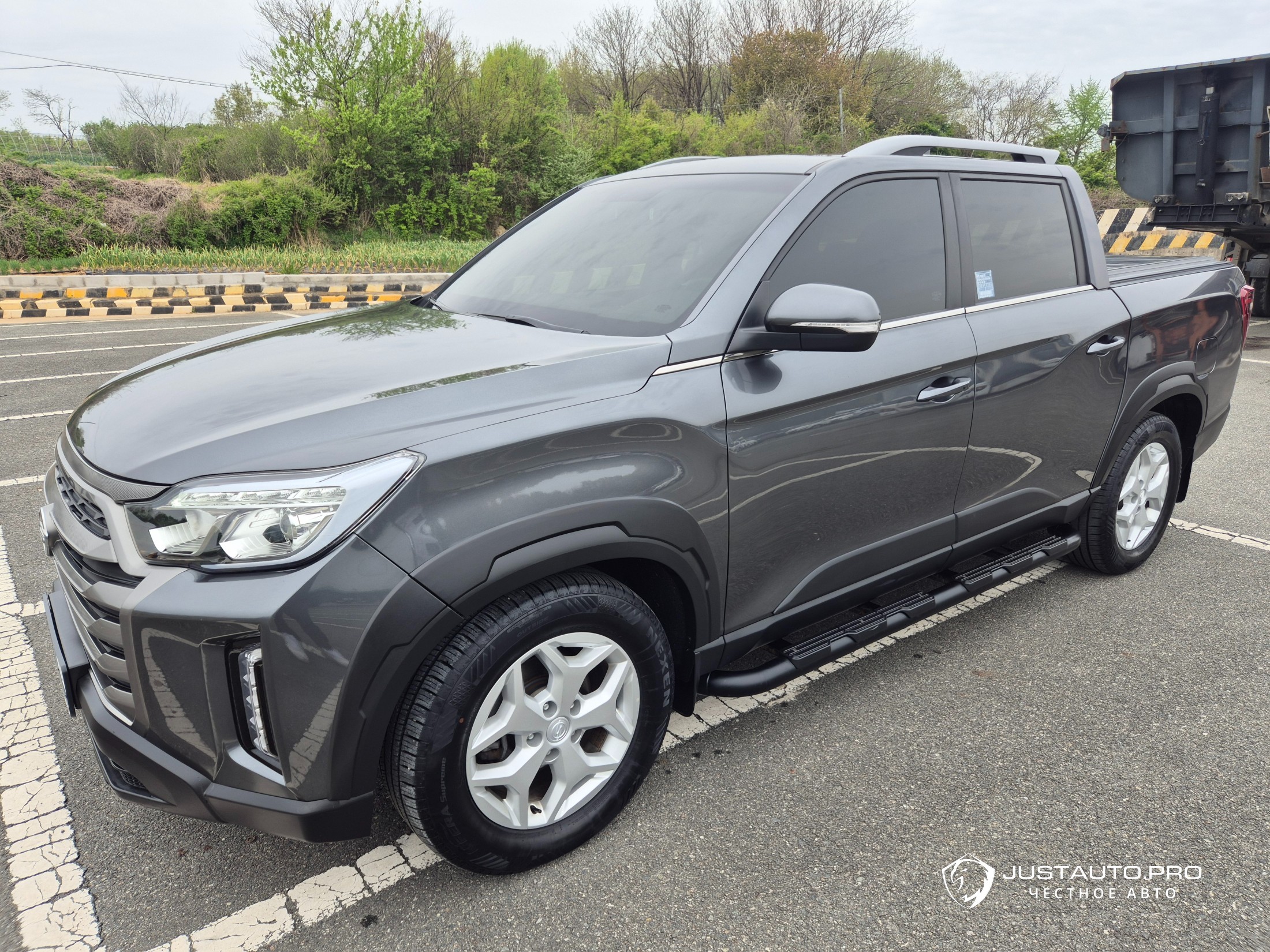 Автомобиль KG_Mobility_Ssangyong Rexton