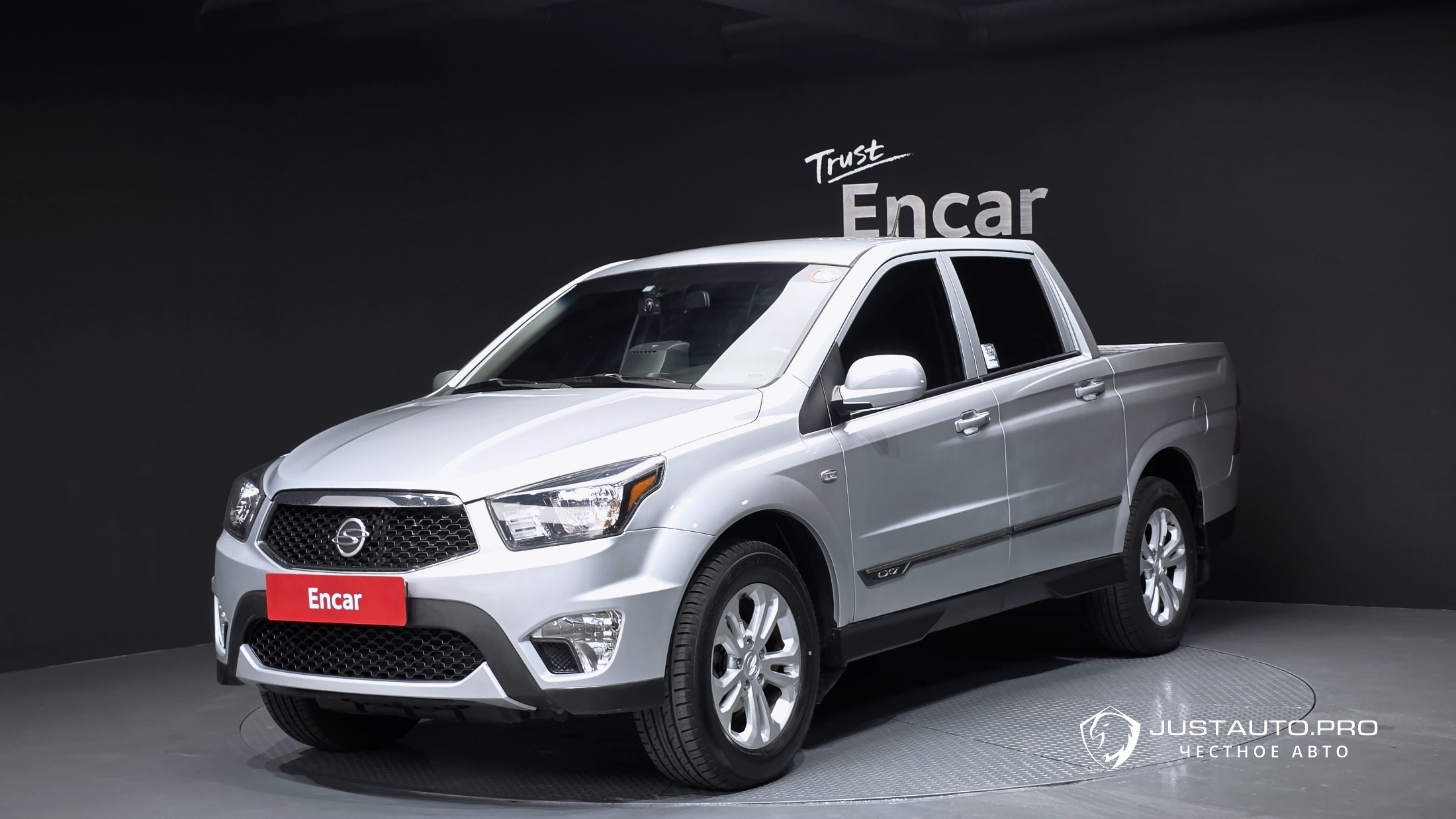 Автомобиль KG_Mobility_Ssangyong KORANDO