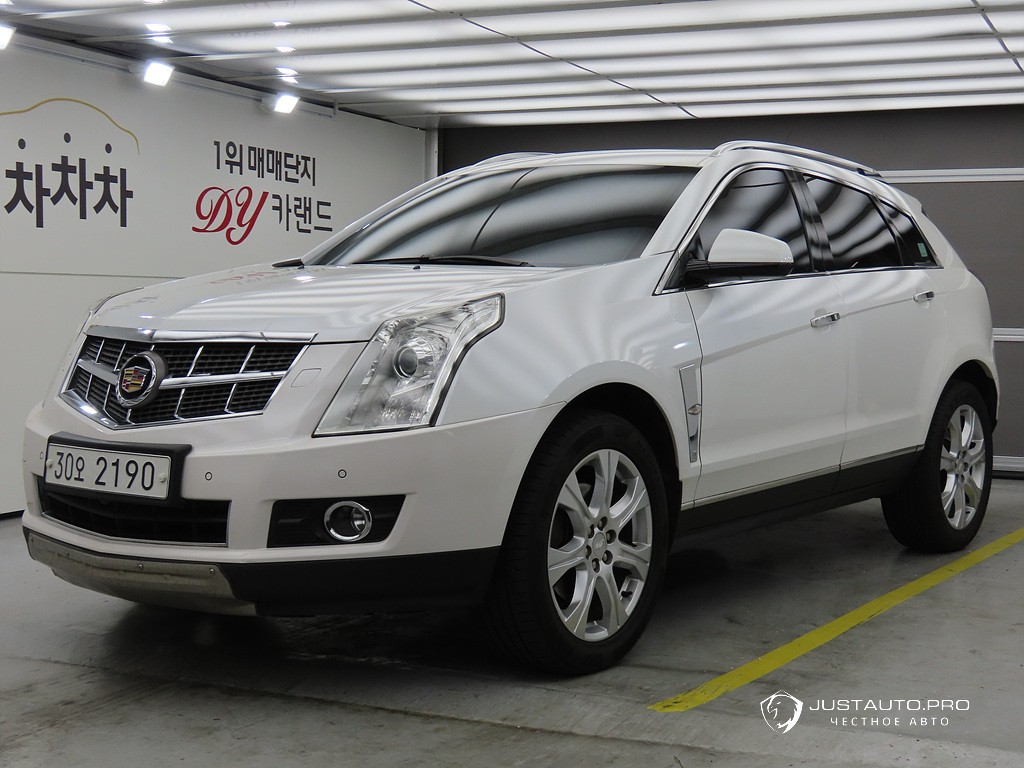 Автомобиль Cadillac SRX