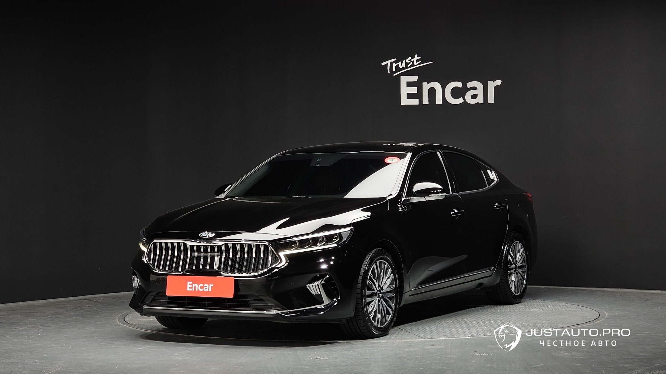 Автомобиль Kia K7