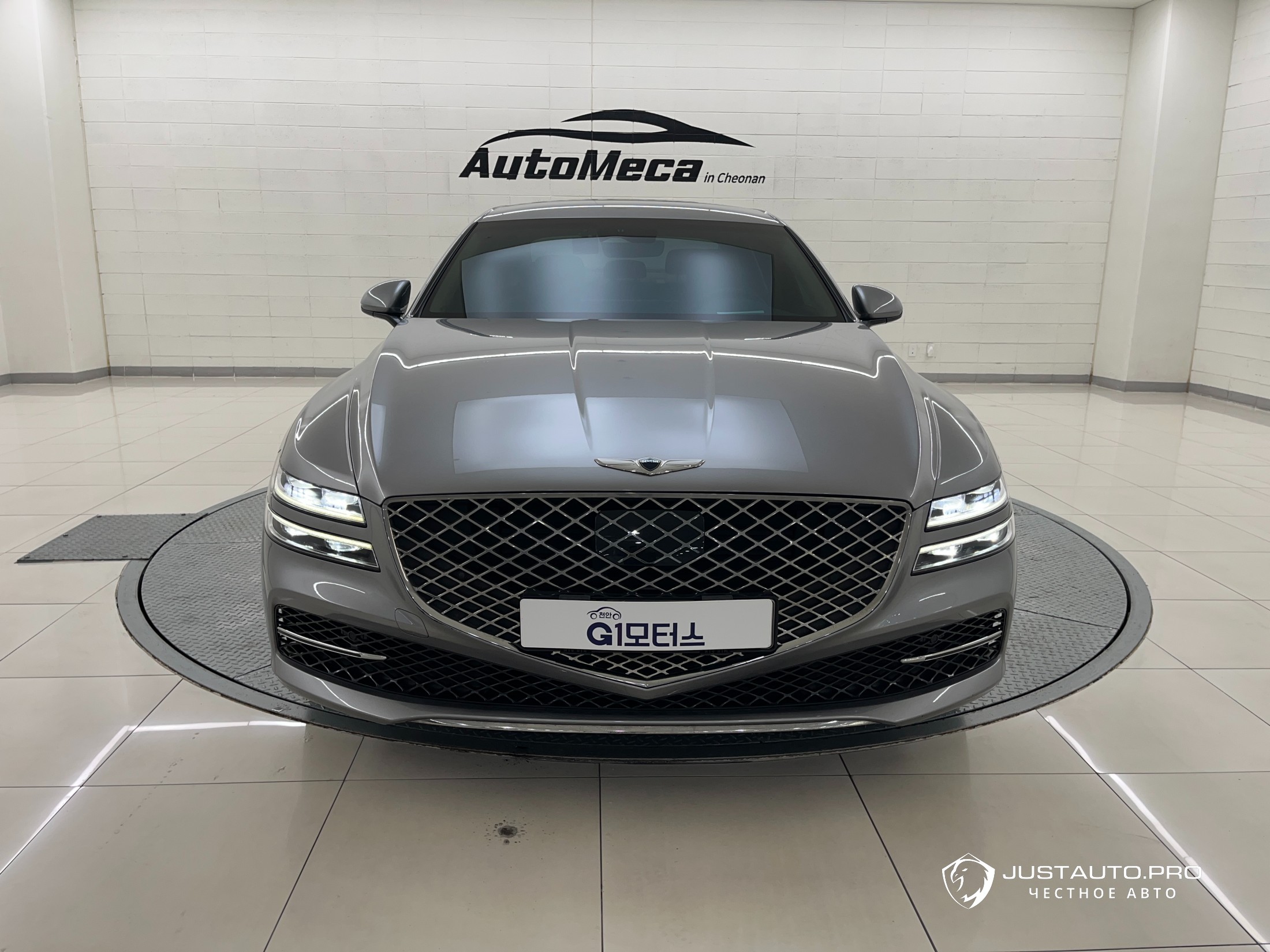 Автомобиль Genesis G80