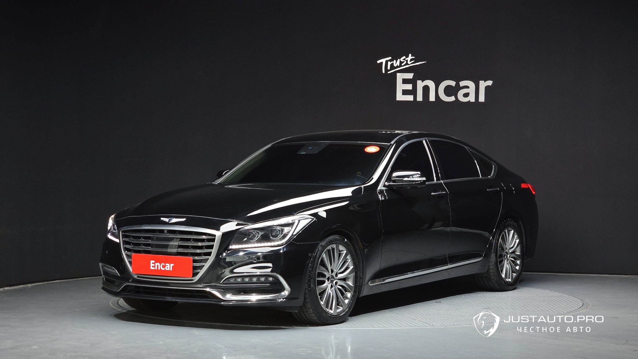 Автомобиль Genesis G80