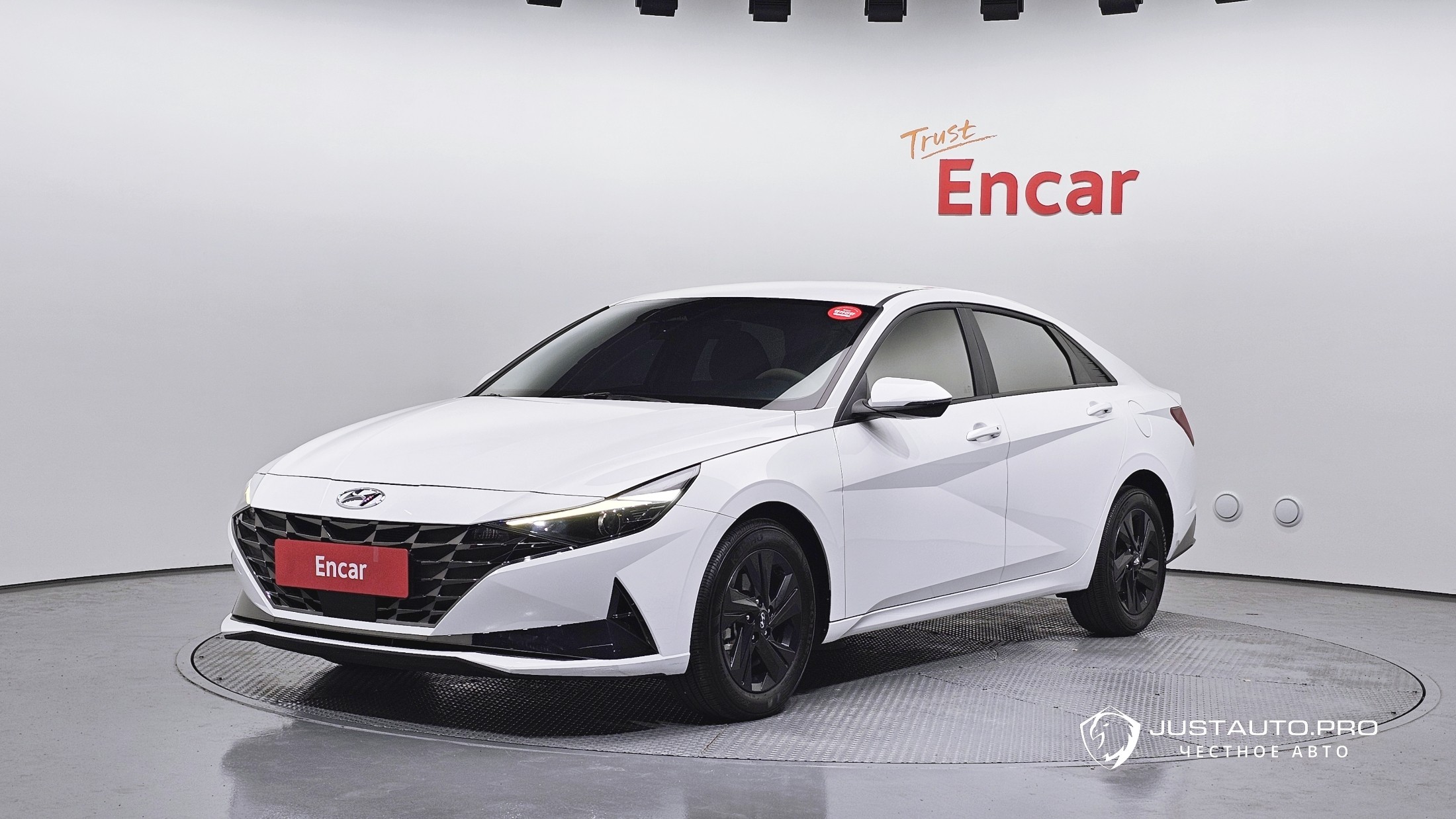Автомобиль Hyundai AVANTE