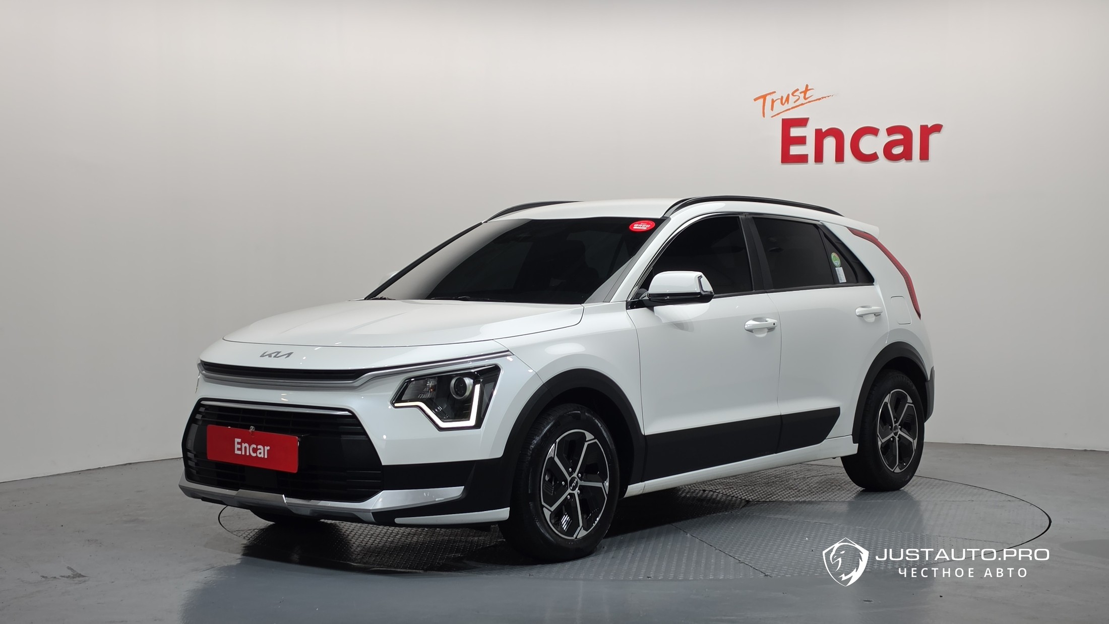 Автомобиль Kia Niro