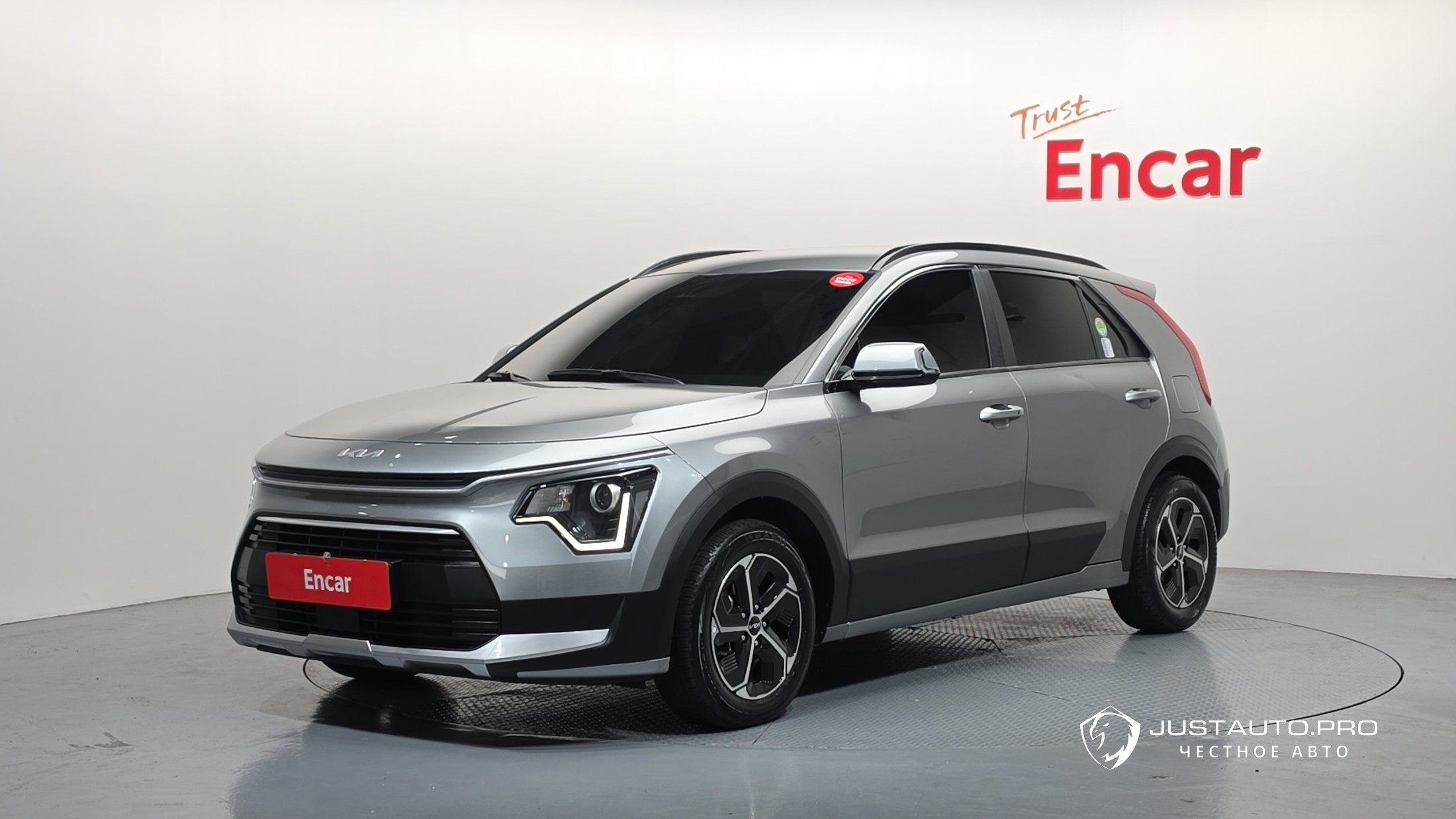 Автомобиль Kia Niro