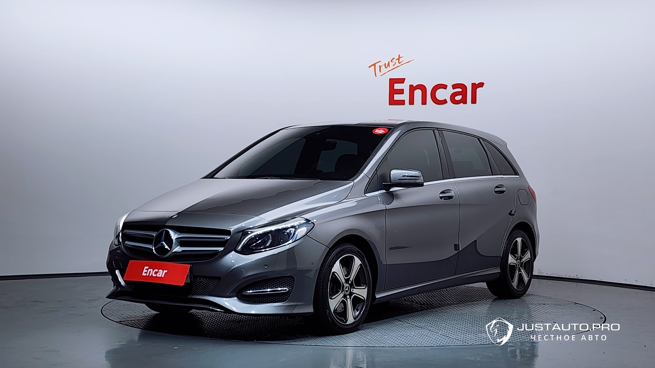 Автомобиль Mercedes-Benz B-Class