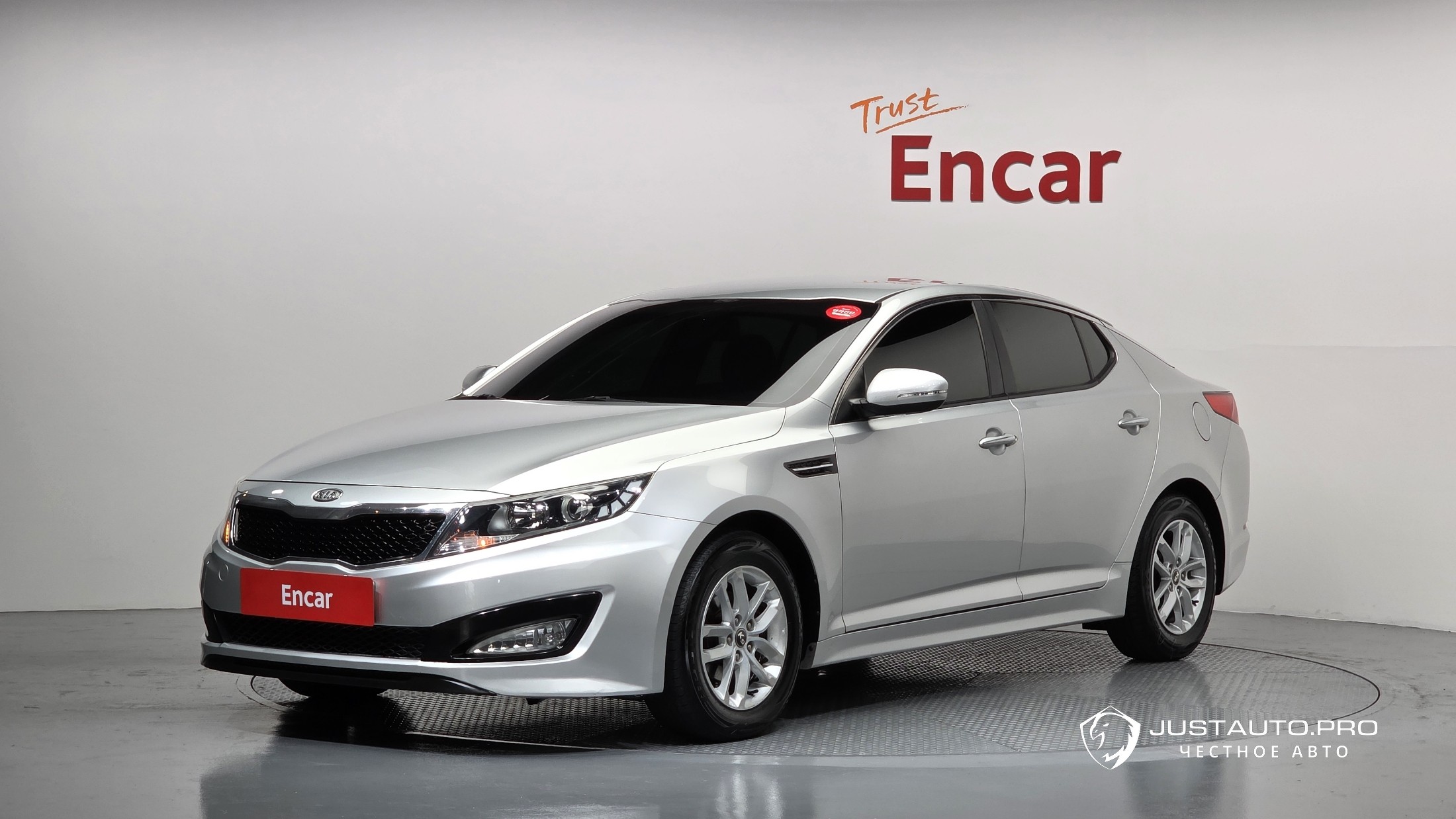 Автомобиль Kia K5