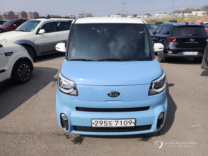 Автомобиль Kia RAY