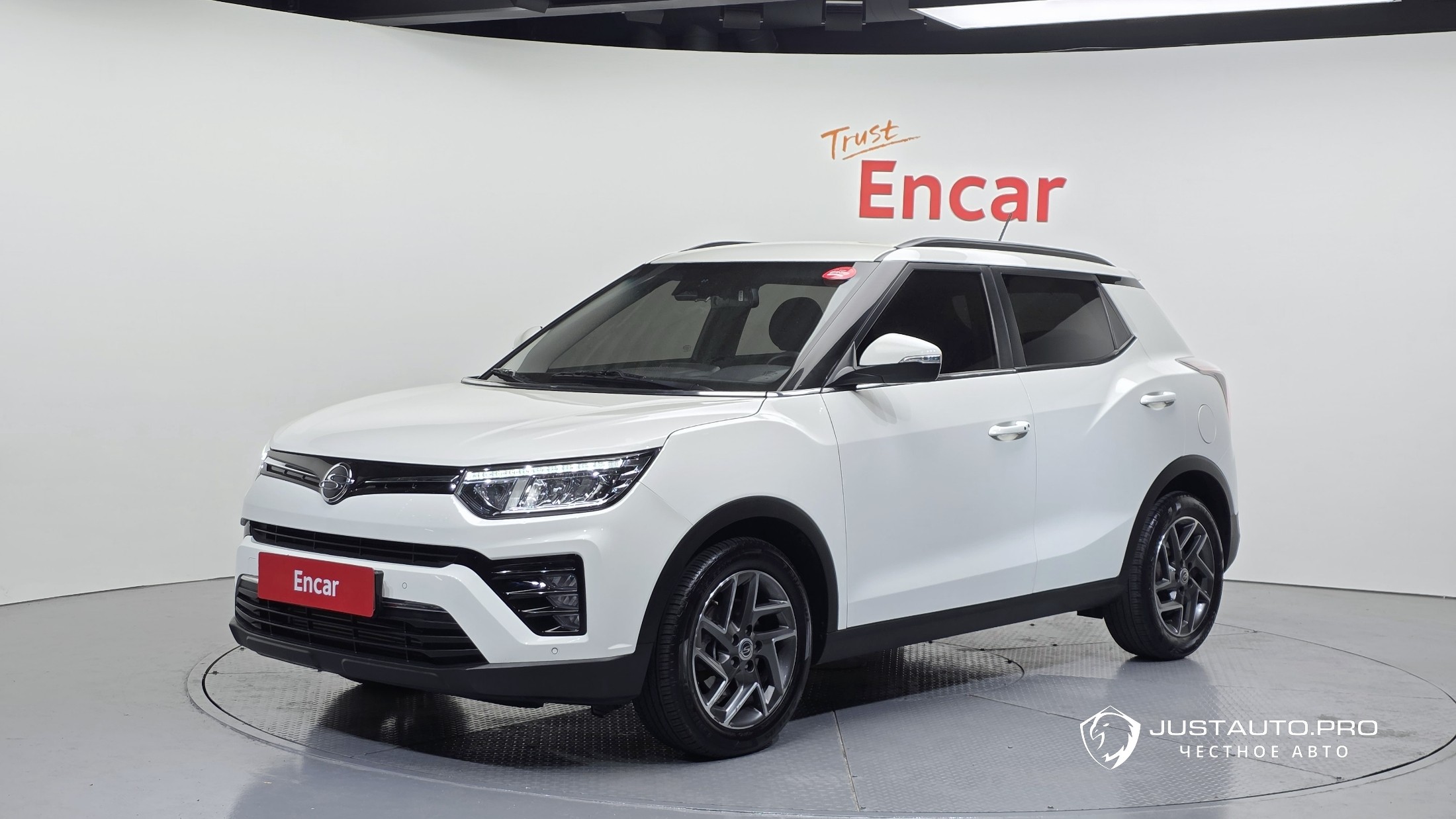 Автомобиль KG_Mobility_Ssangyong TIBOLI