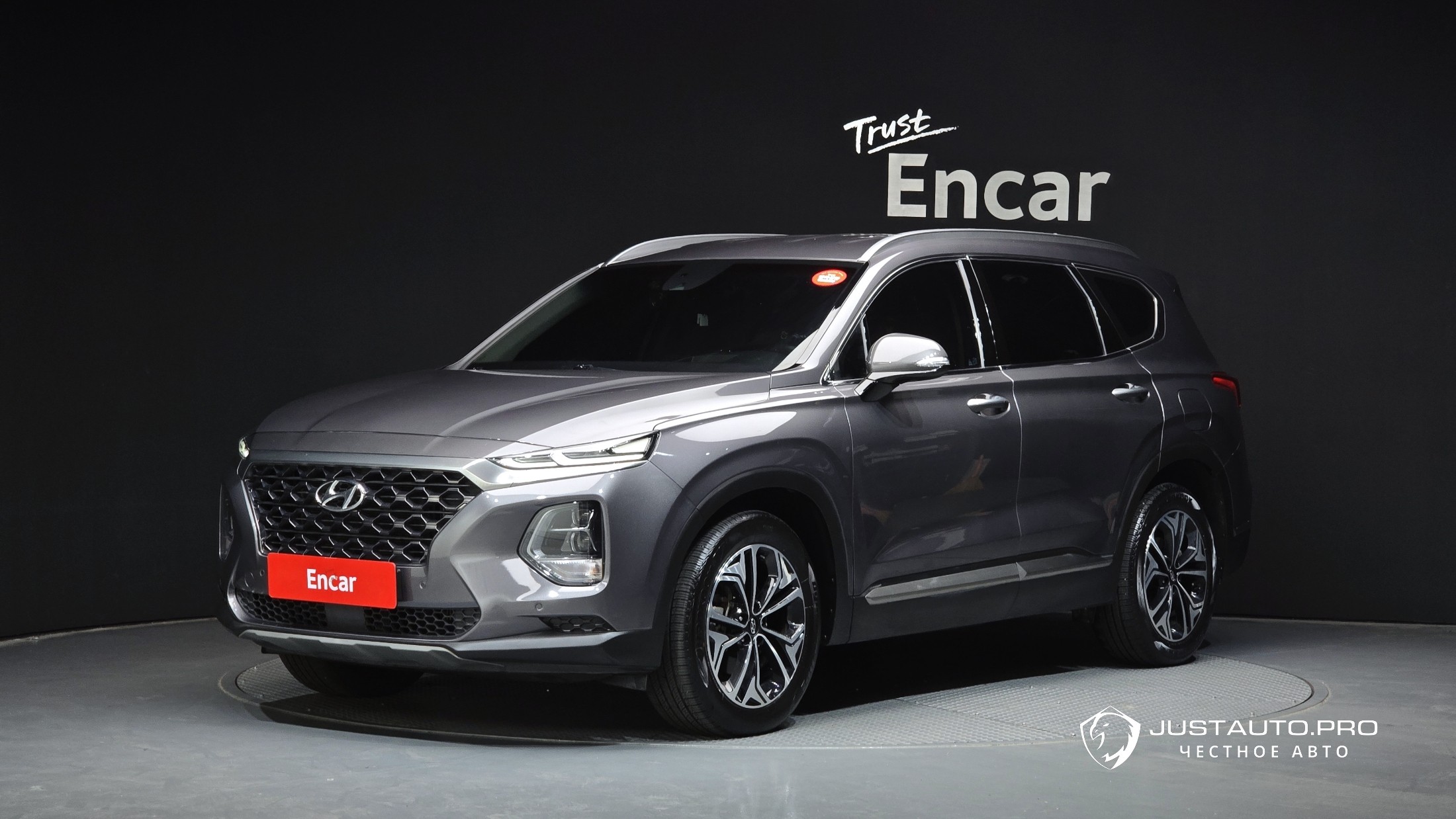 Автомобиль Hyundai Santafe
