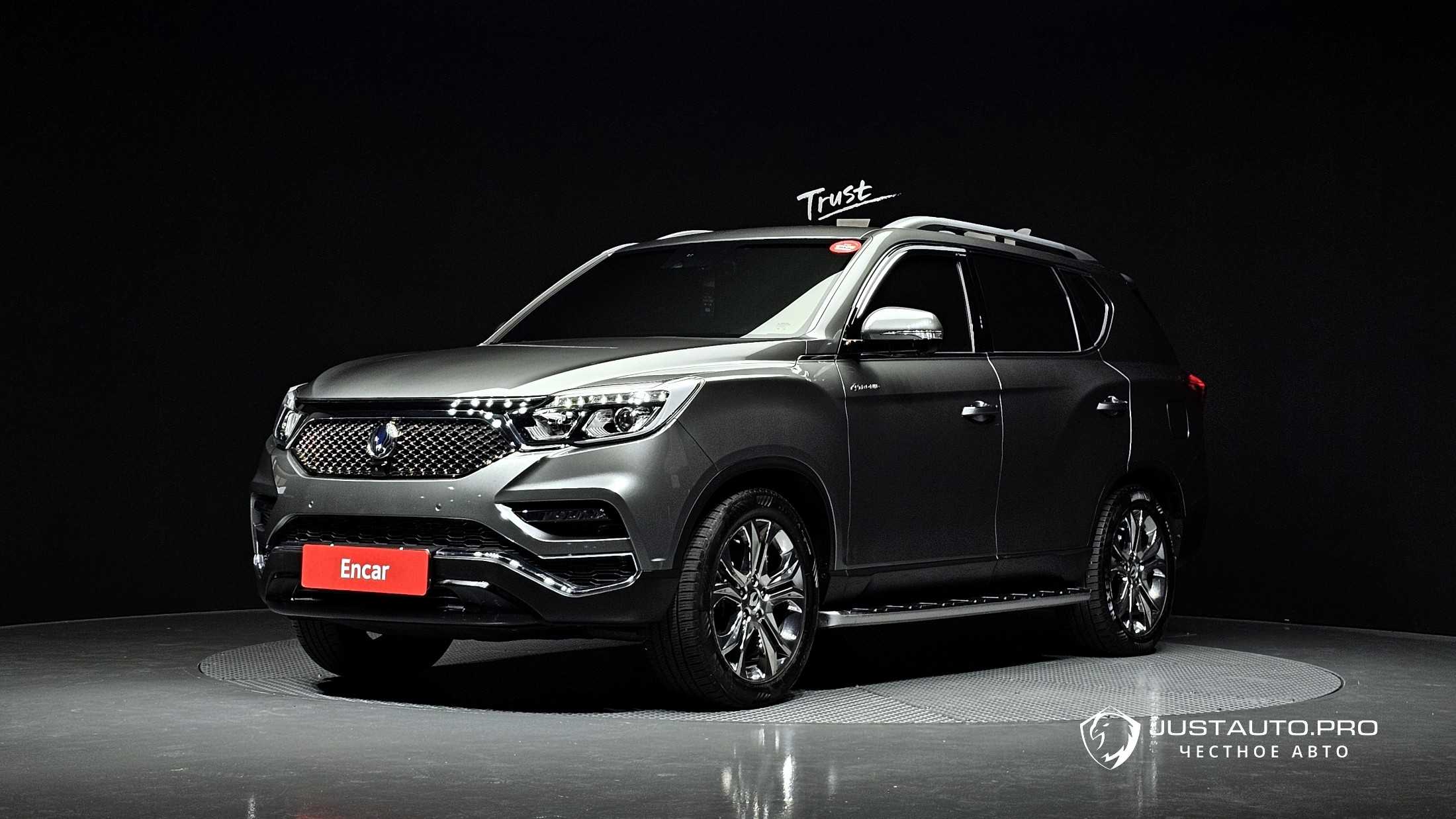 Автомобиль KG_Mobility_Ssangyong Rexton