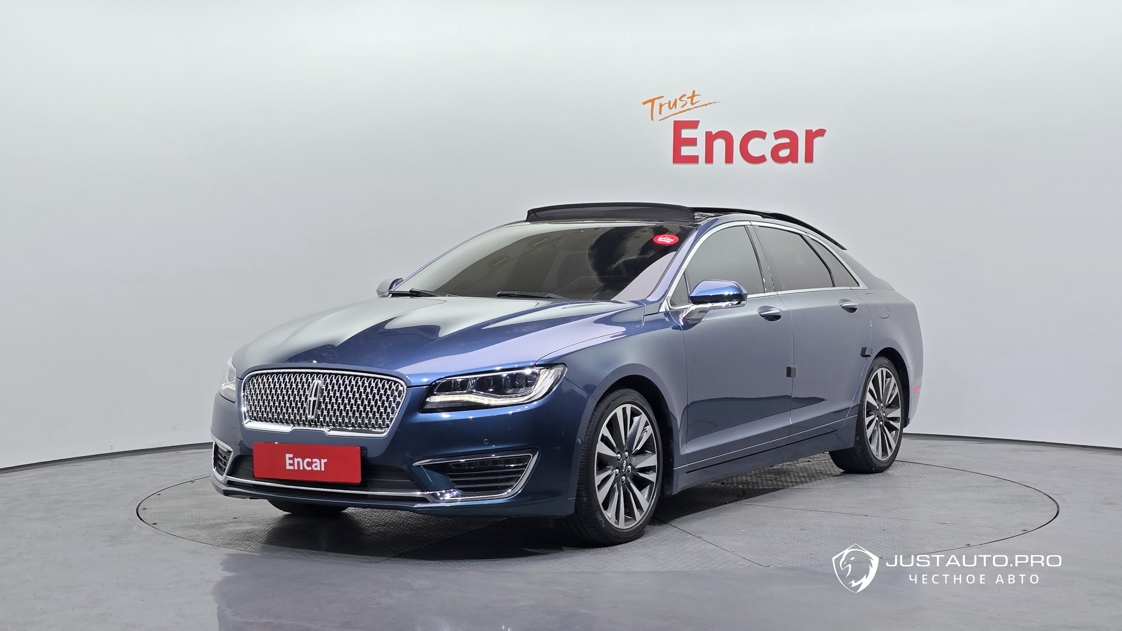Автомобиль Lincoln MKZ