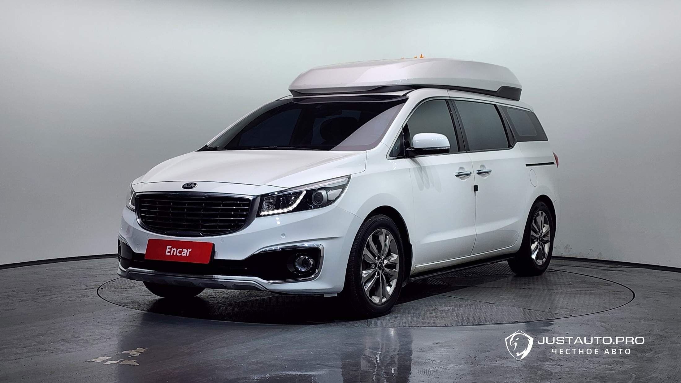 Автомобиль Kia Canival