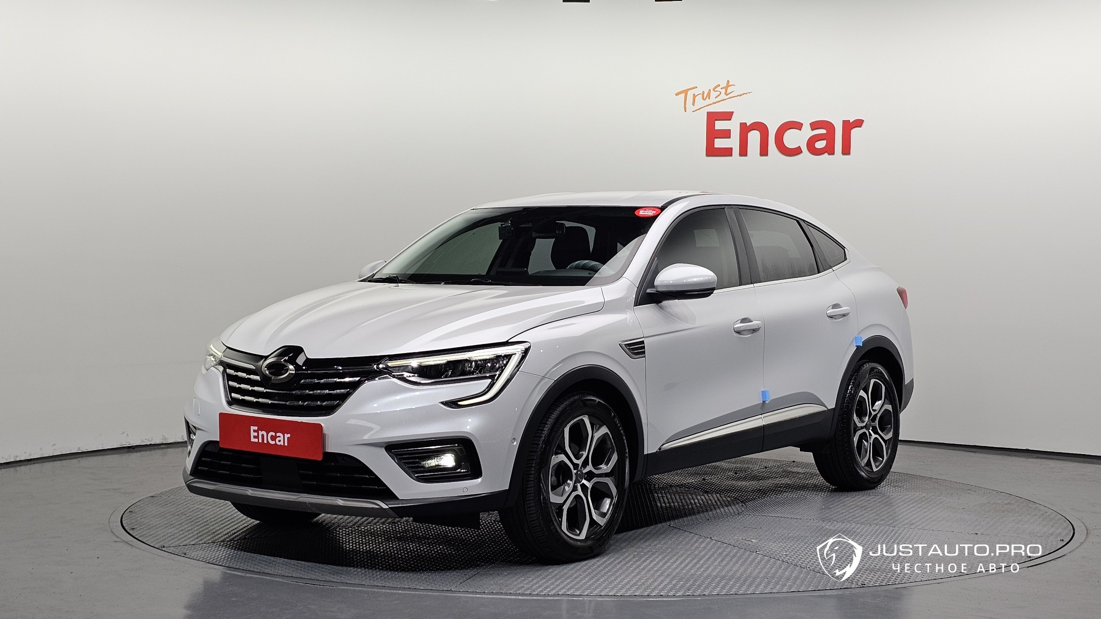 Автомобиль Renault-KoreaSamsung XM3
