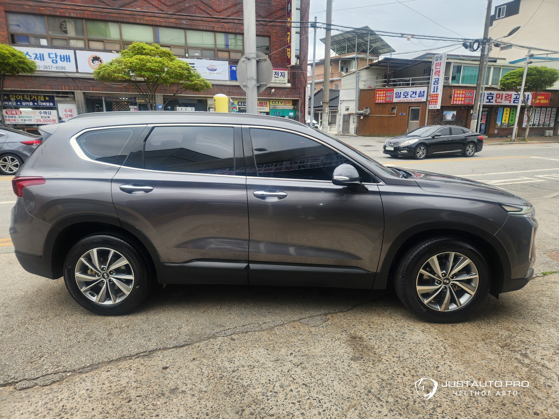 Автомобиль Hyundai Santafe
