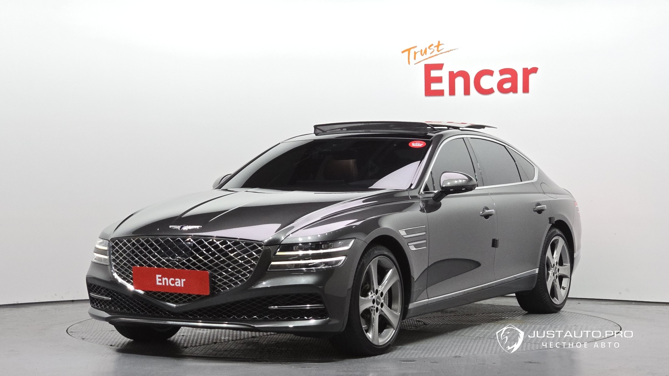 Автомобиль Genesis G80