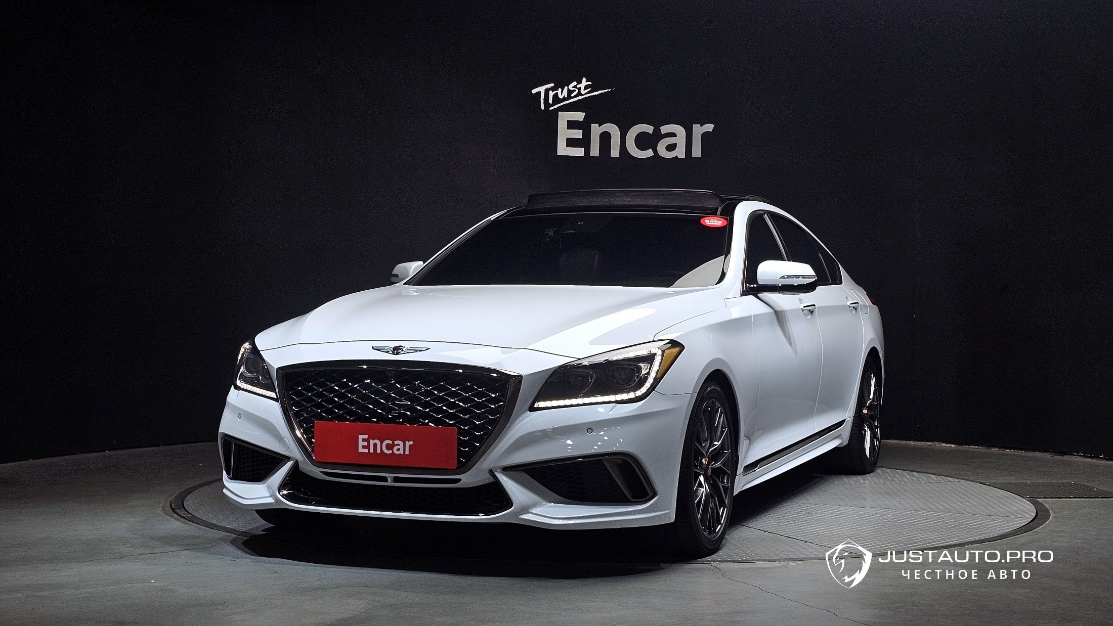 Автомобиль Genesis G80