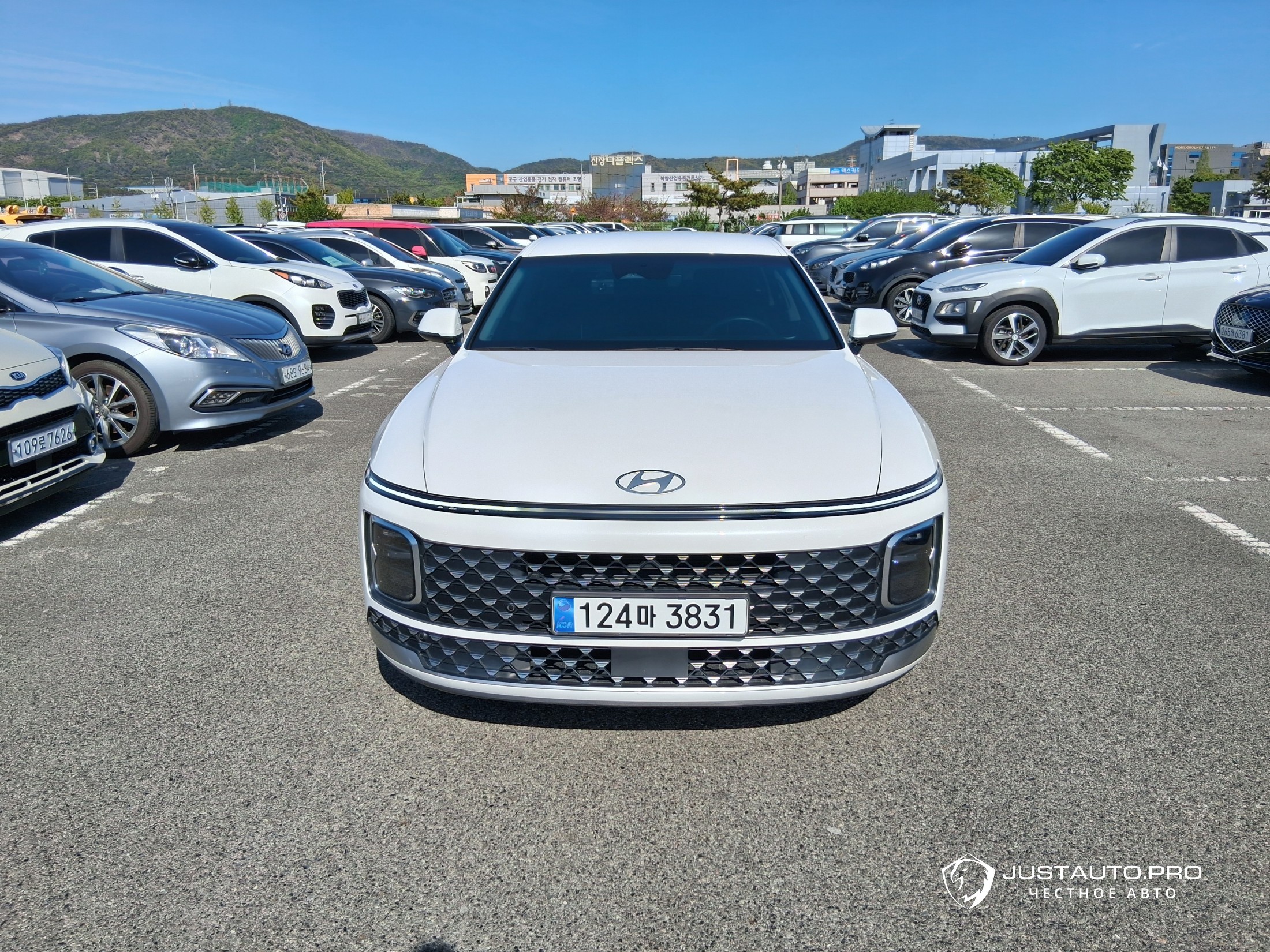 Автомобиль Hyundai Grandeur