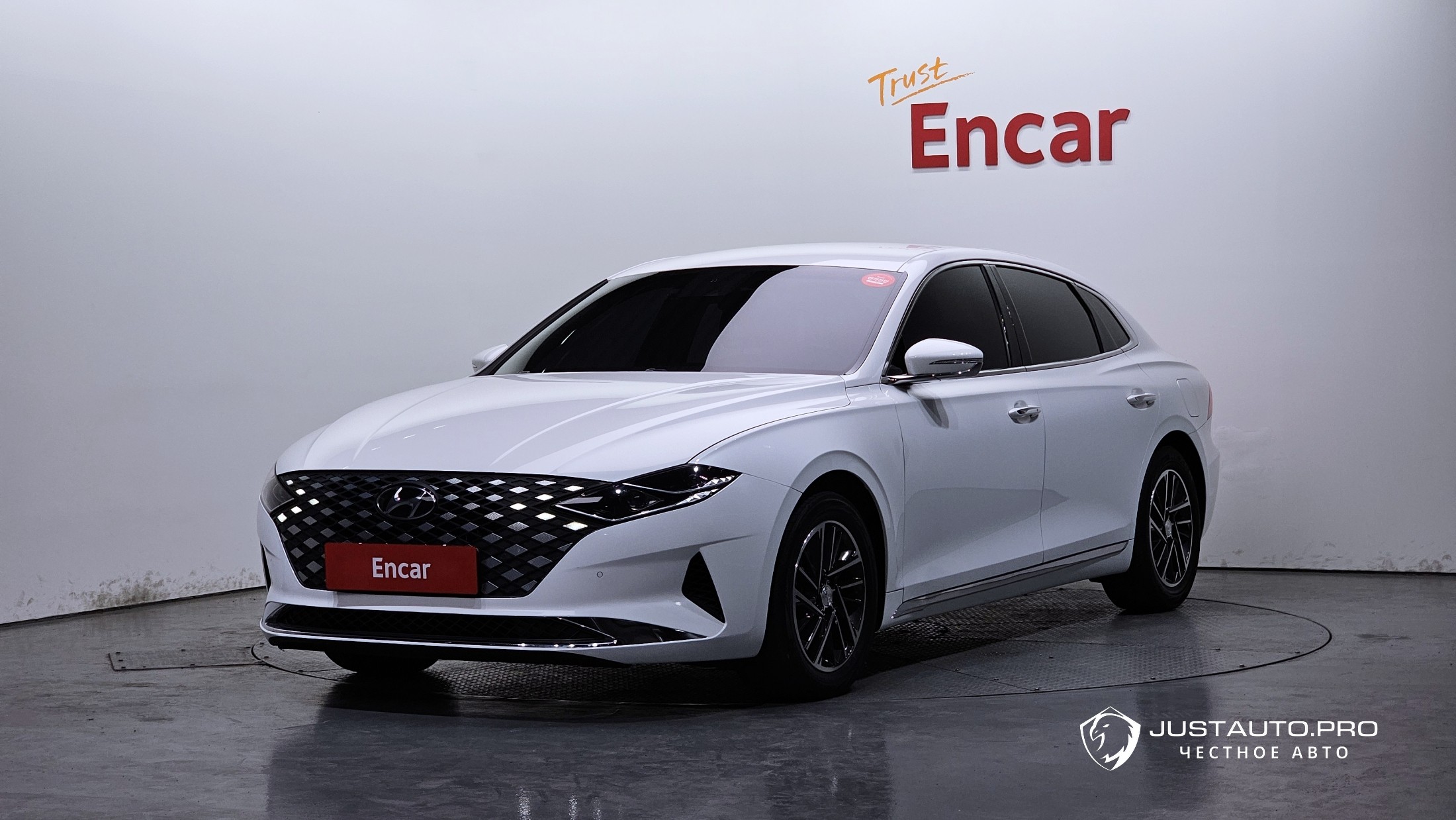 Автомобиль Hyundai Grandeur