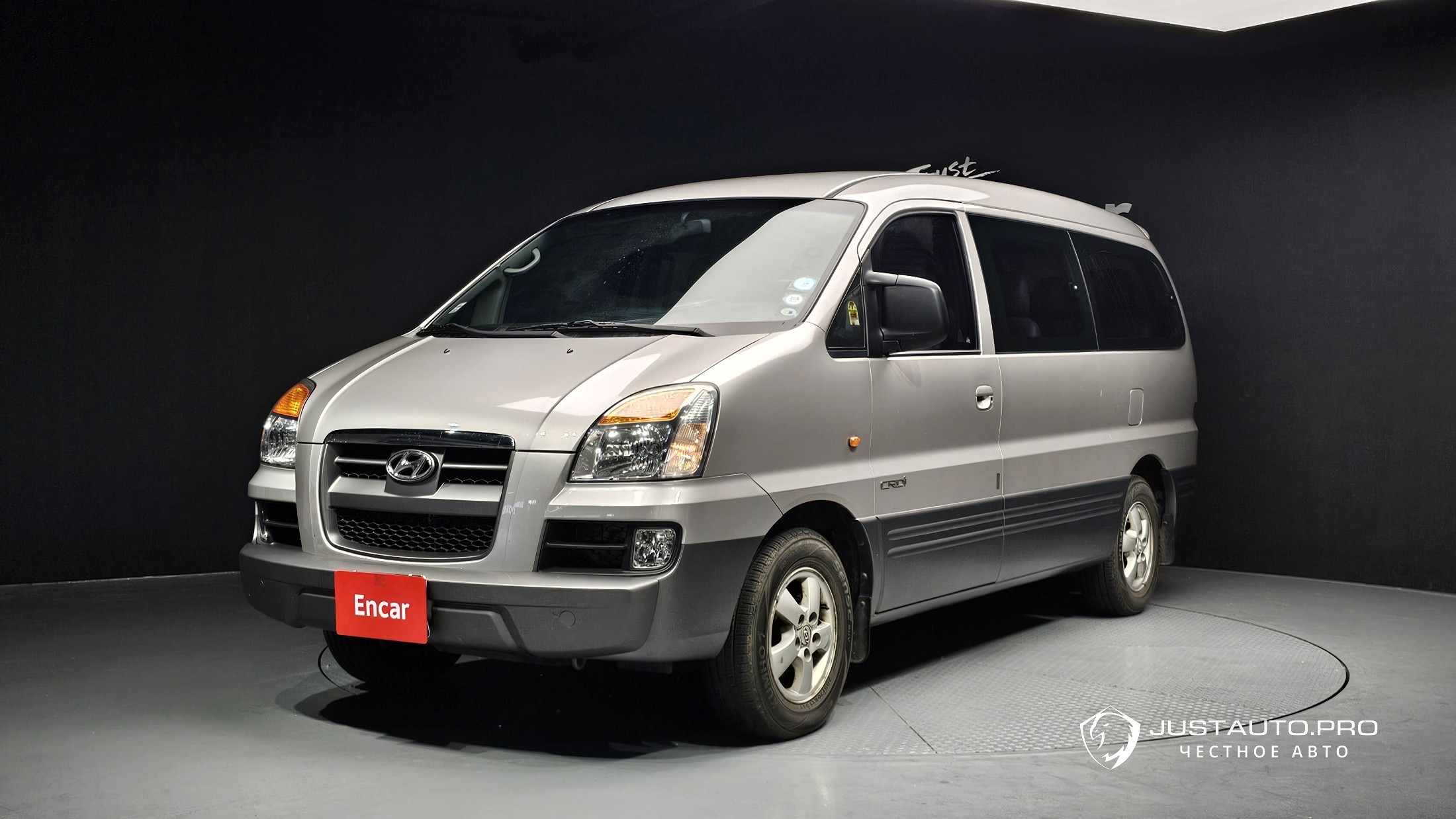 Автомобиль Hyundai Starex