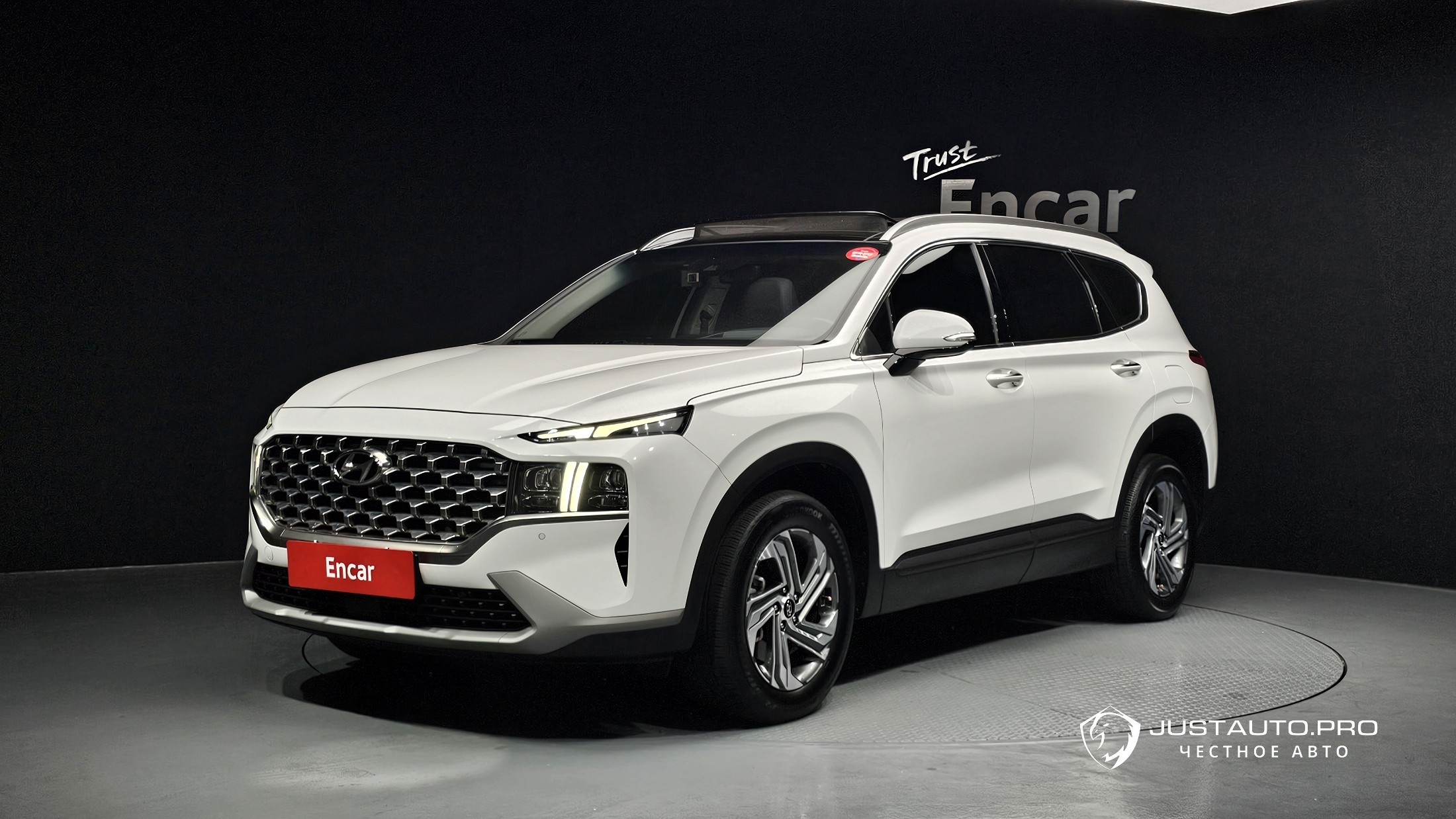 Автомобиль Hyundai Santafe