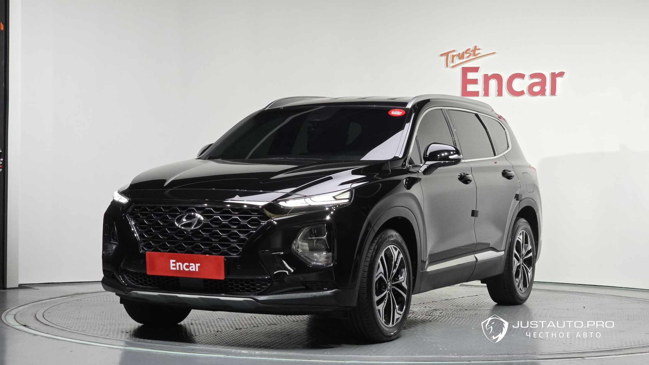 Автомобиль Hyundai Santafe