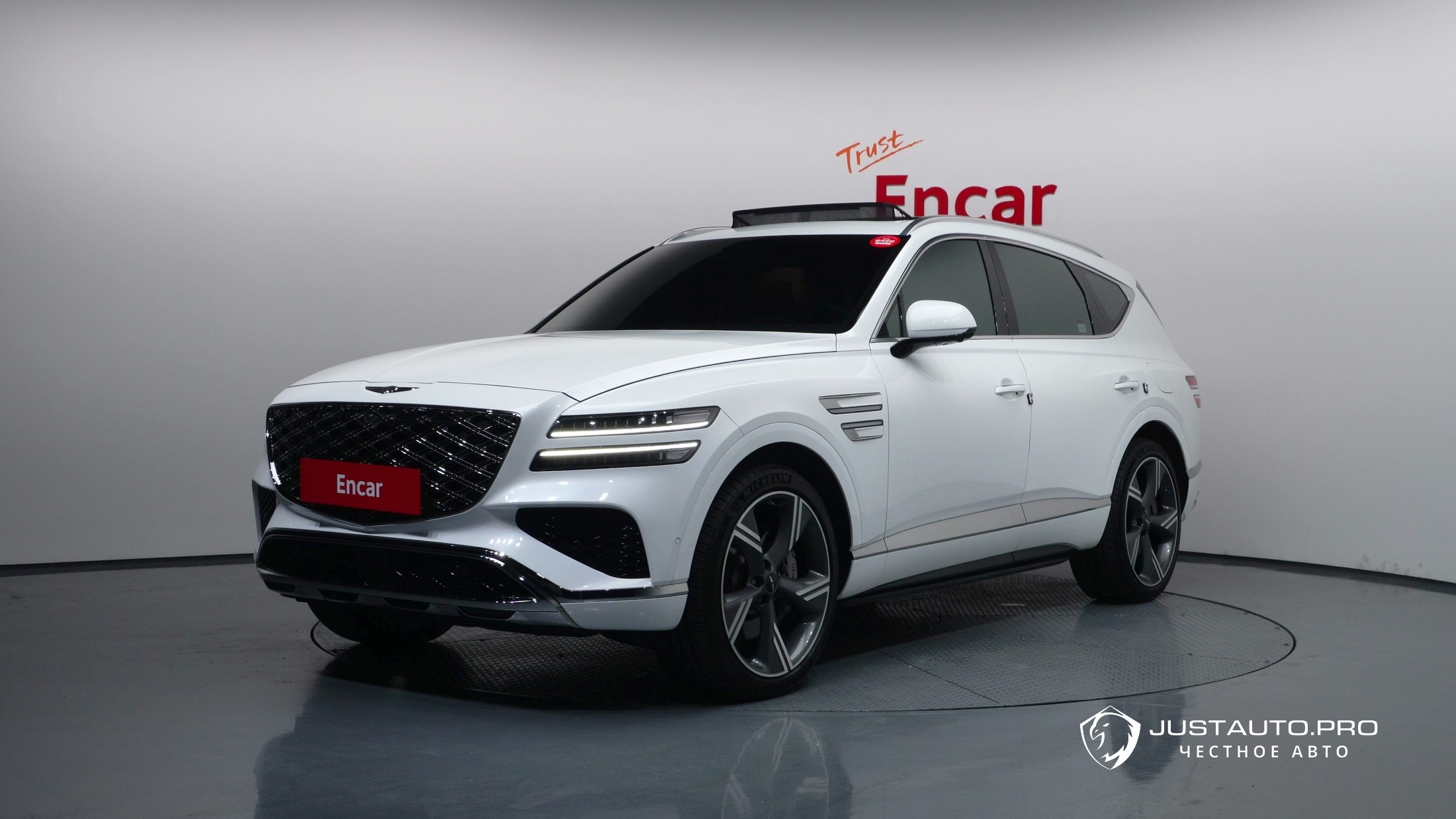 Автомобиль Genesis GV80