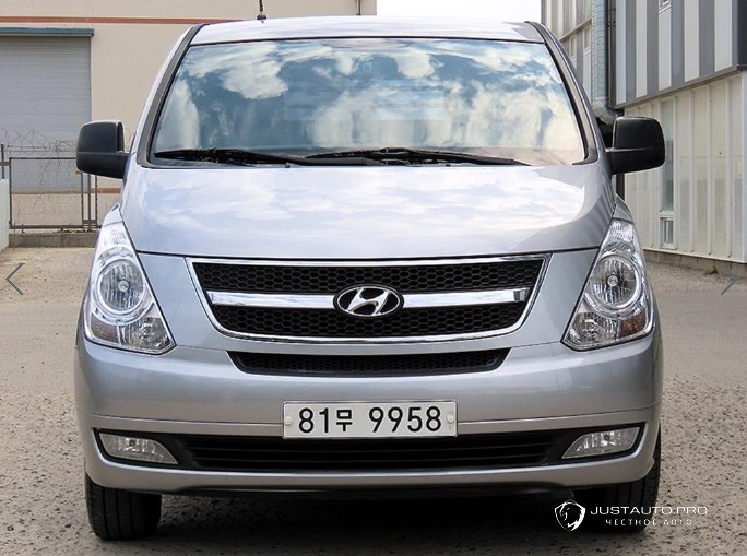 Автомобиль Hyundai Starex