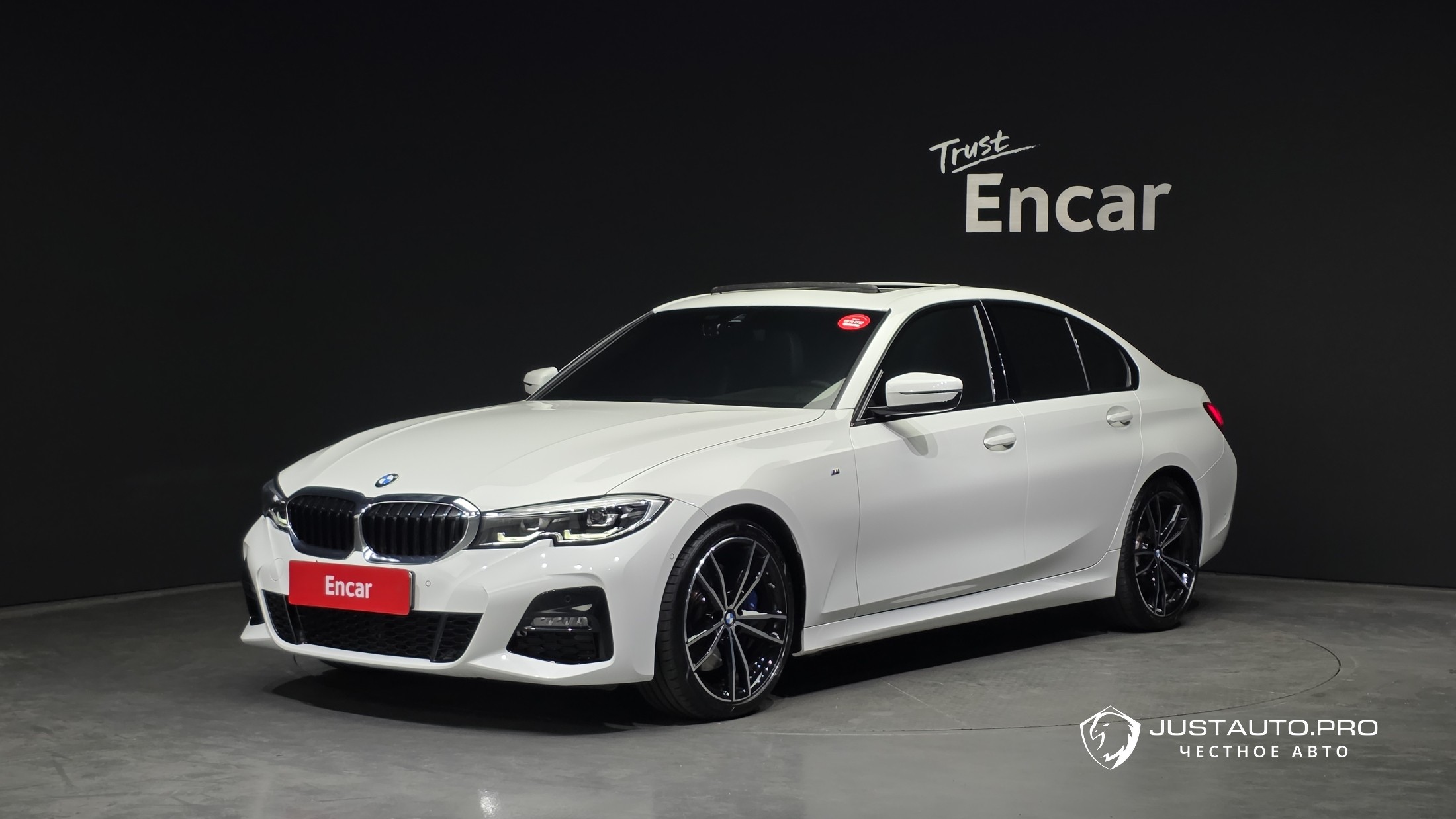 Автомобиль BMW 3-Series