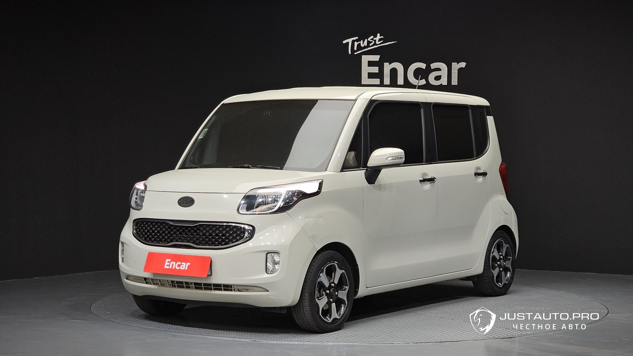 Автомобиль Kia RAY