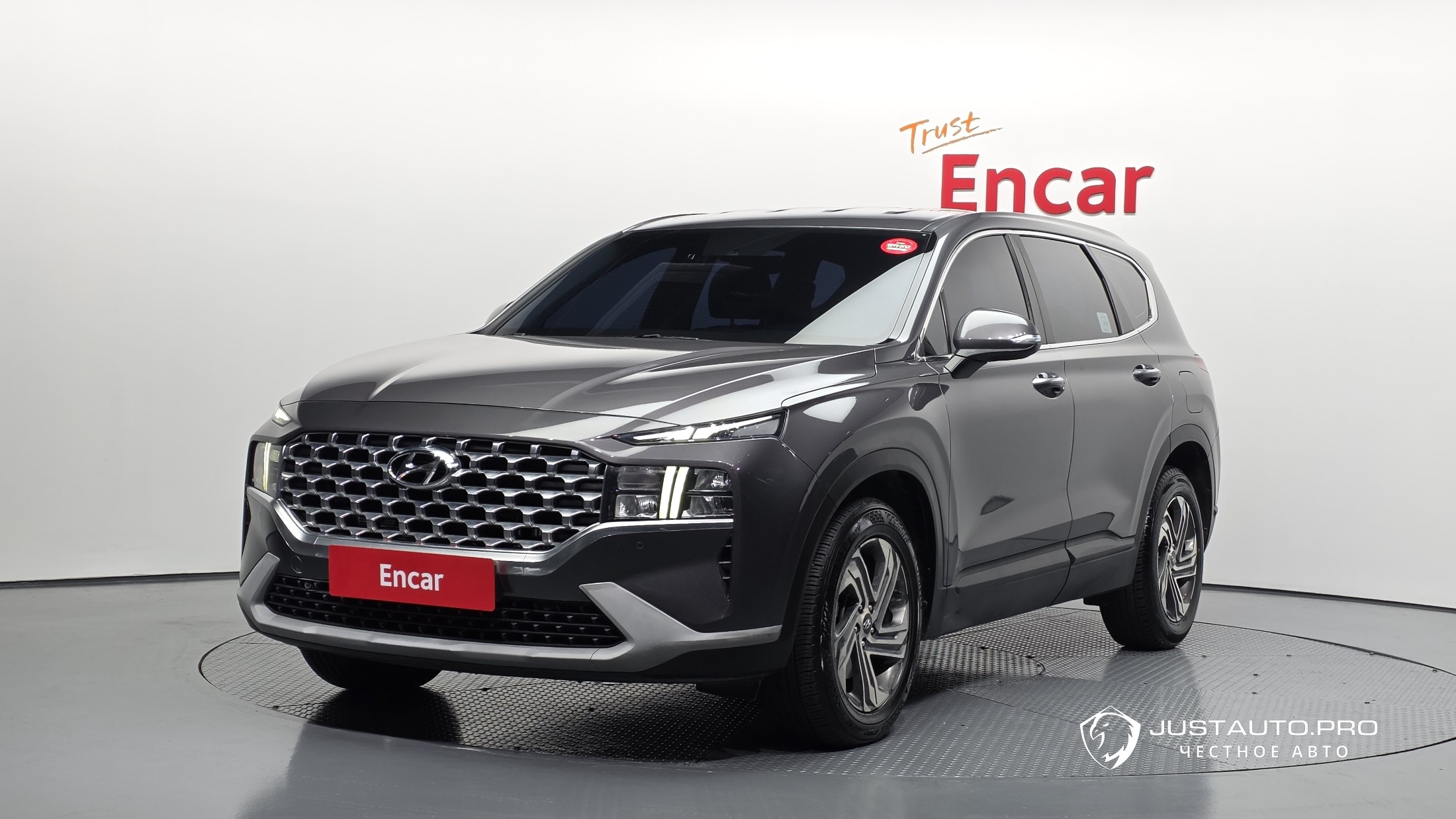 Автомобиль Hyundai Santafe