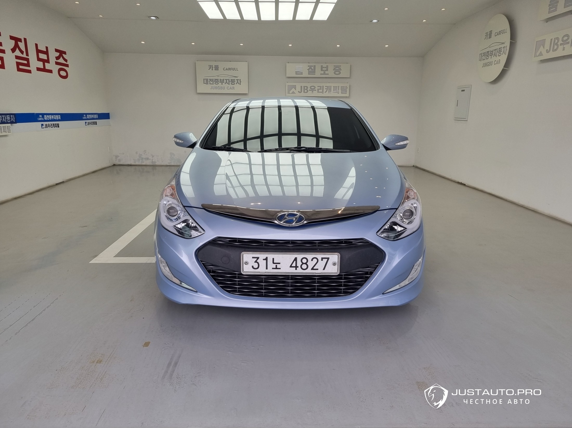 Автомобиль Hyundai Sonata