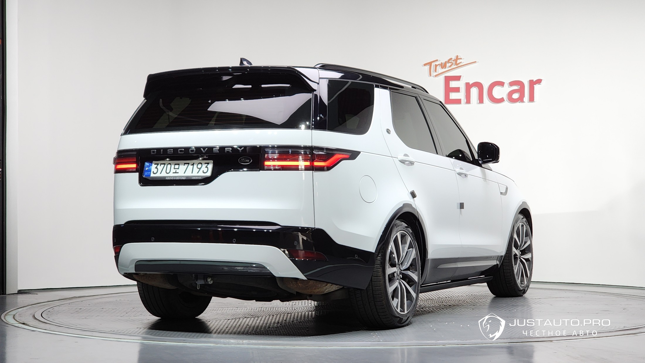 Автомобиль Land Rover Discovery