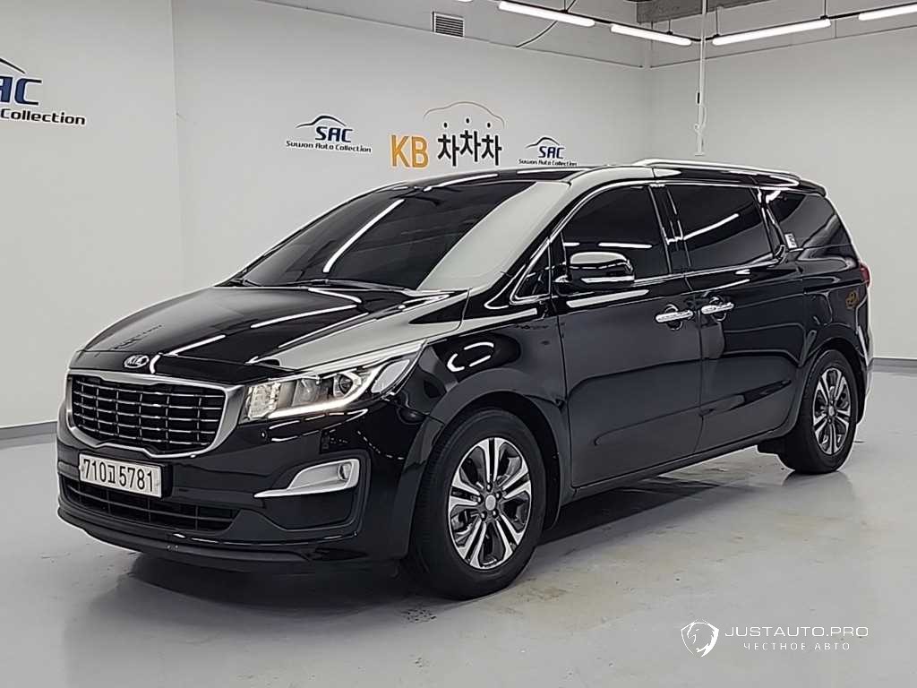 Автомобиль Kia Canival