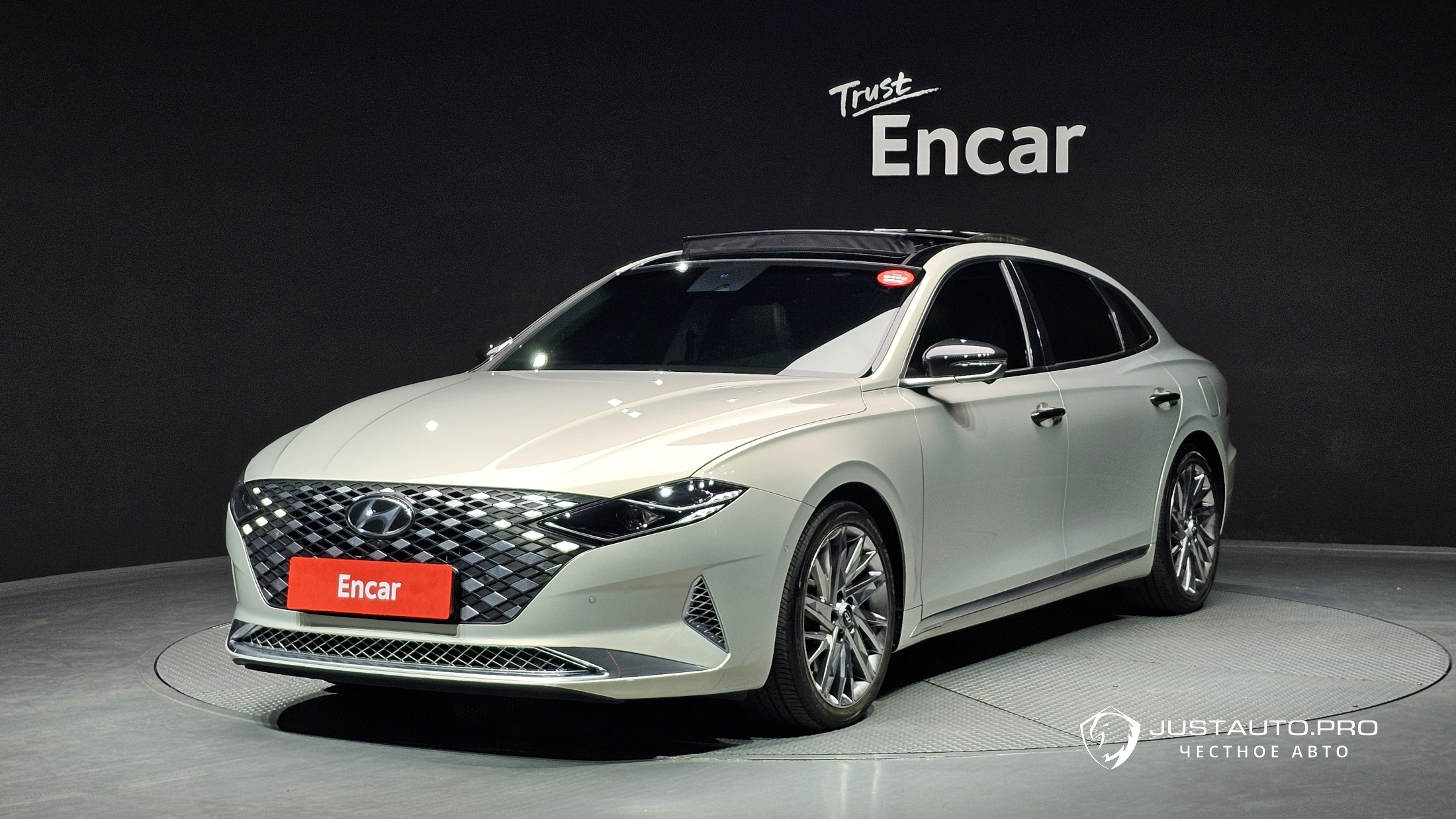 Автомобиль Hyundai Grandeur