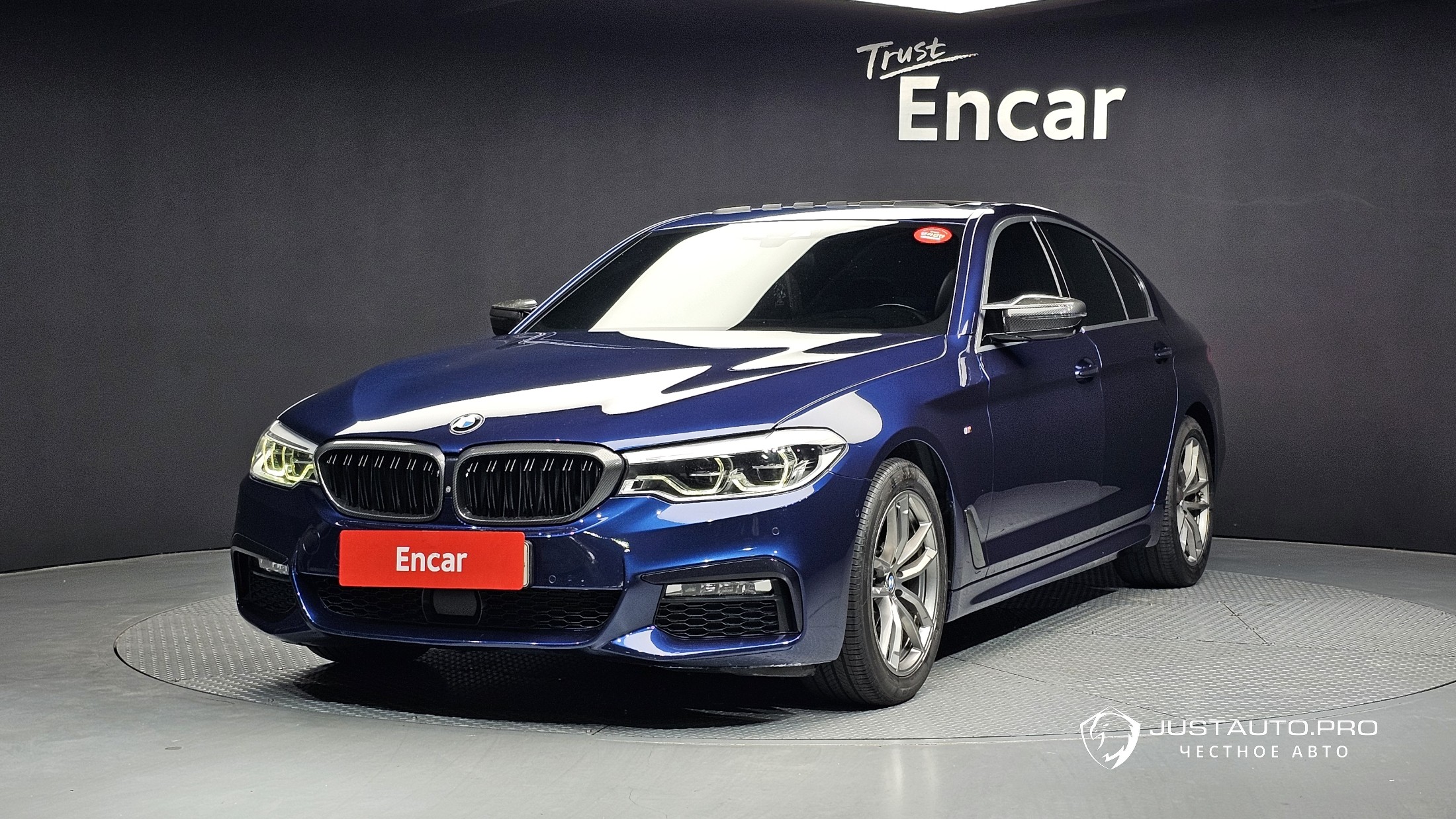 Автомобиль BMW 5-Series