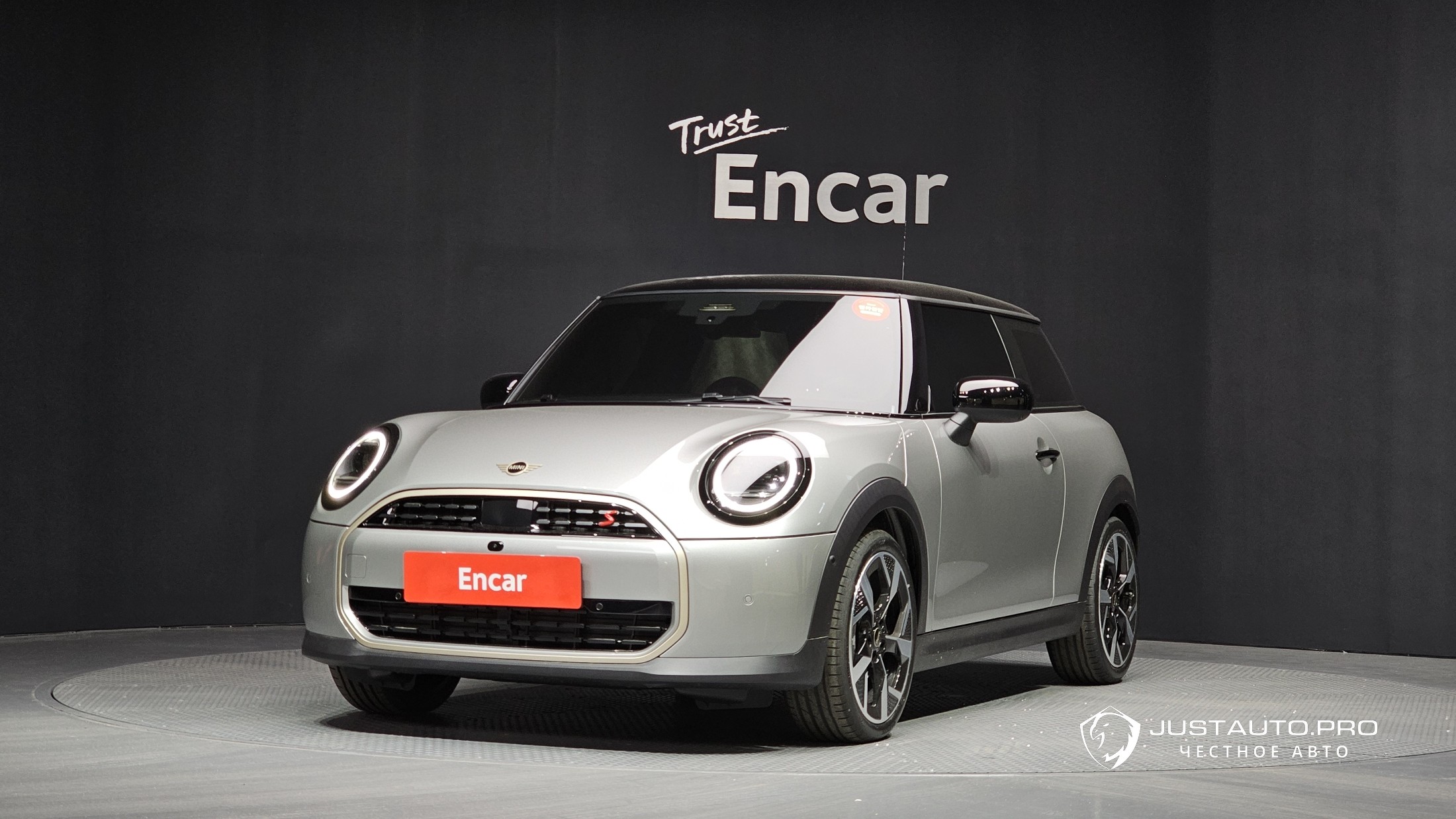 Автомобиль Mini Cooper