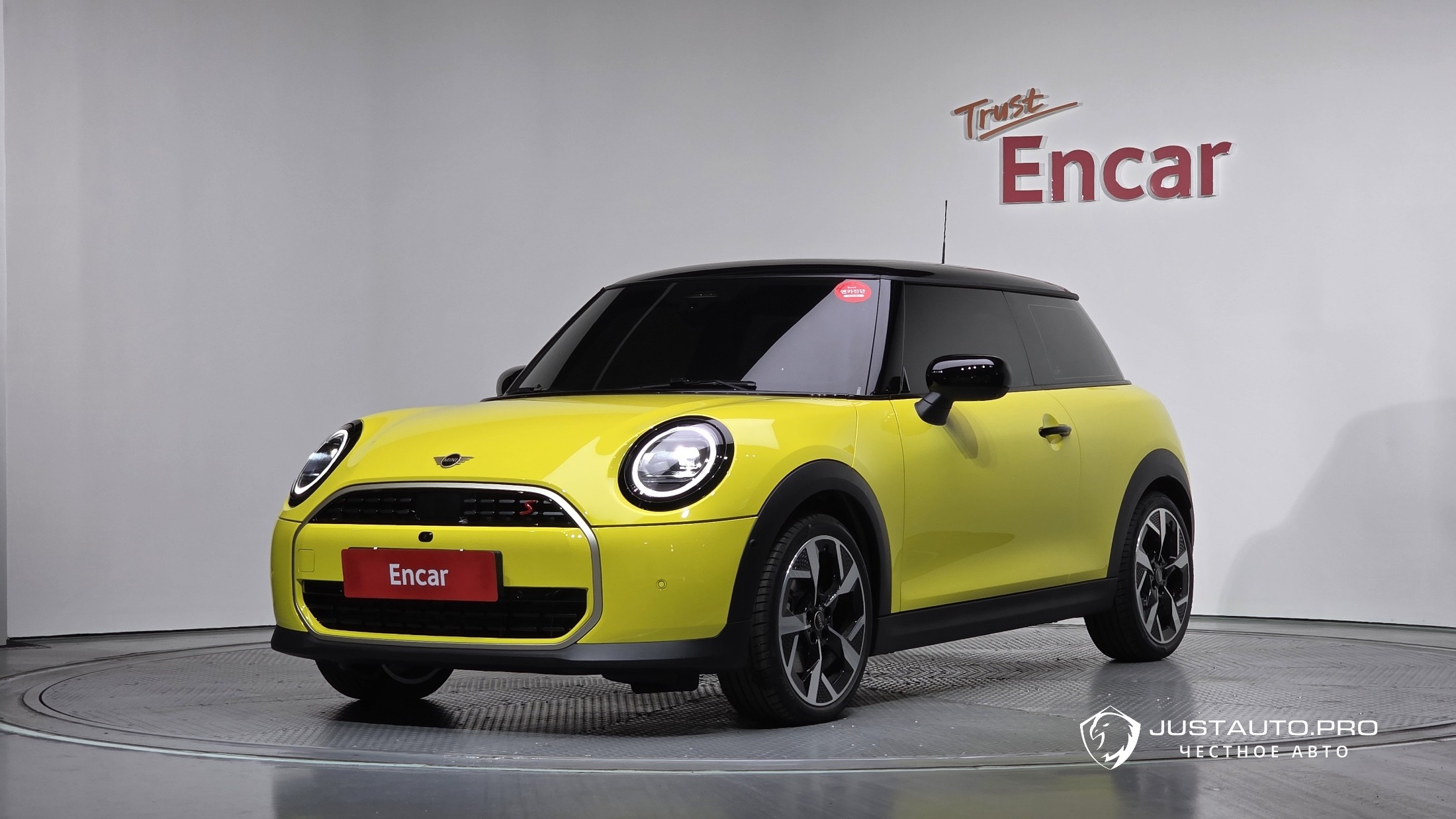 Автомобиль Mini Cooper
