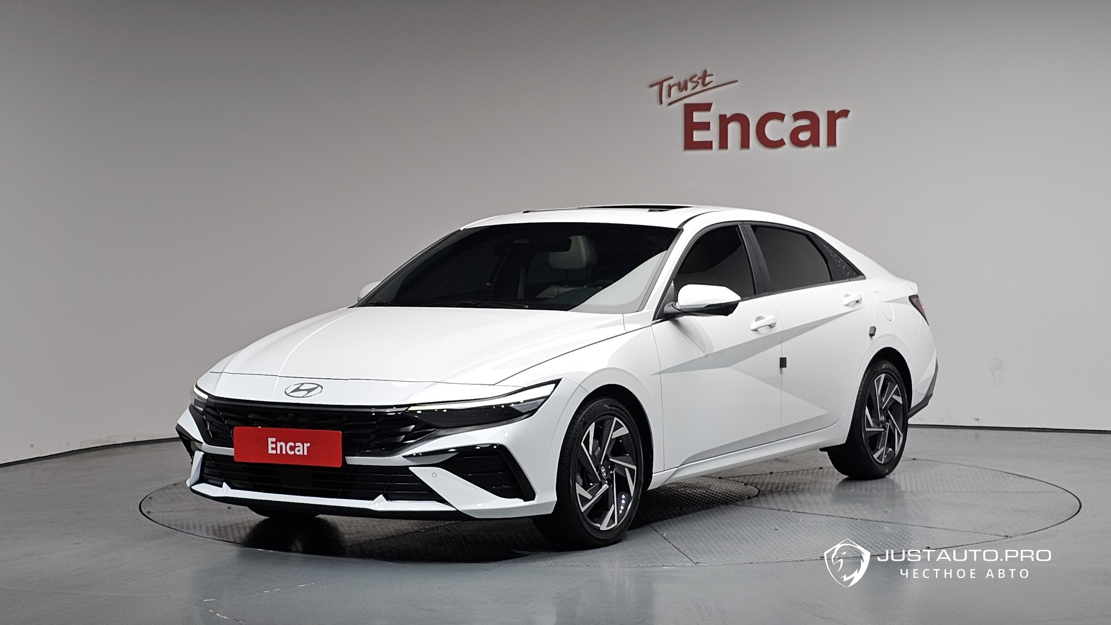 Автомобиль Hyundai AVANTE