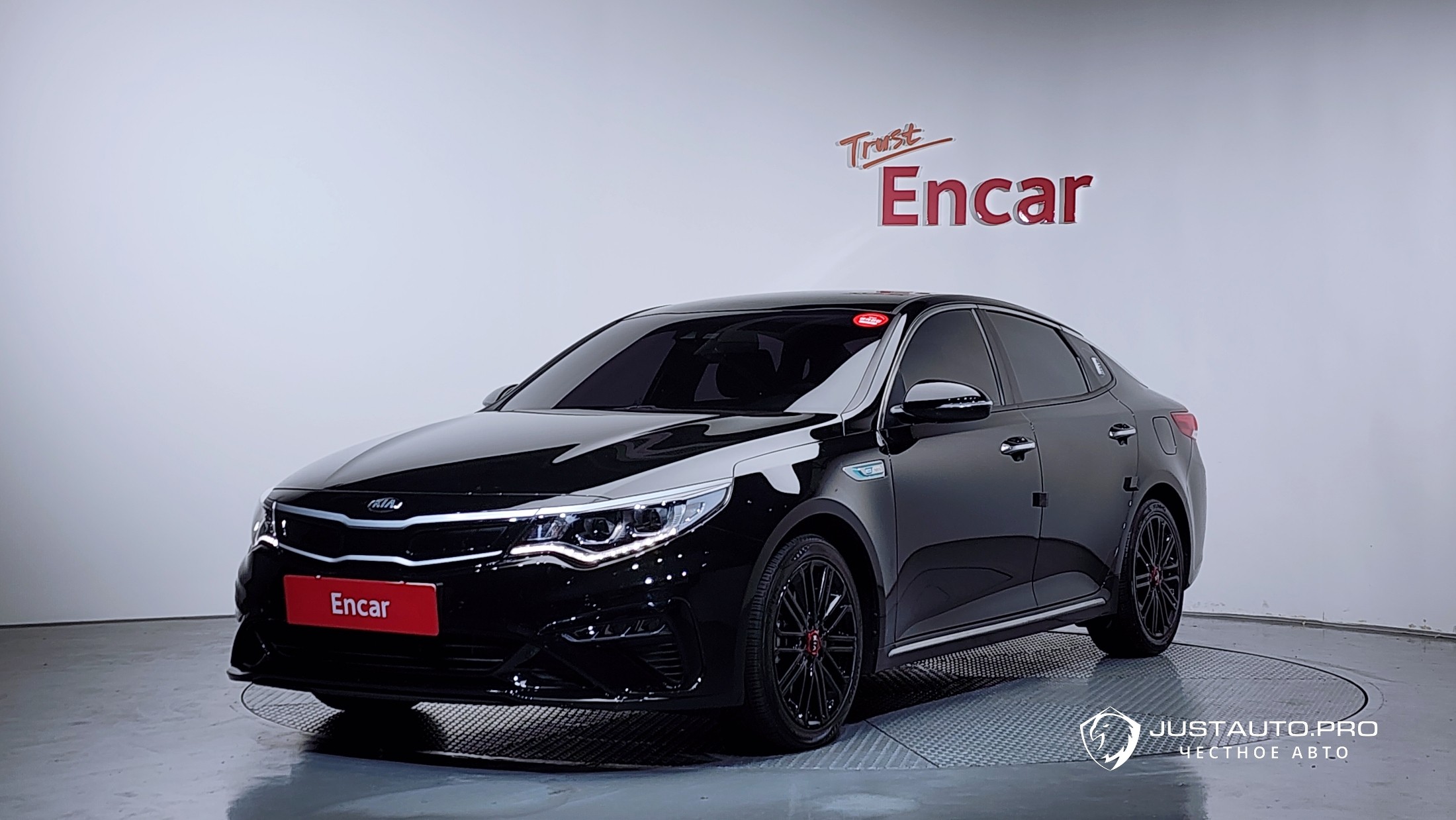 Автомобиль Kia K5
