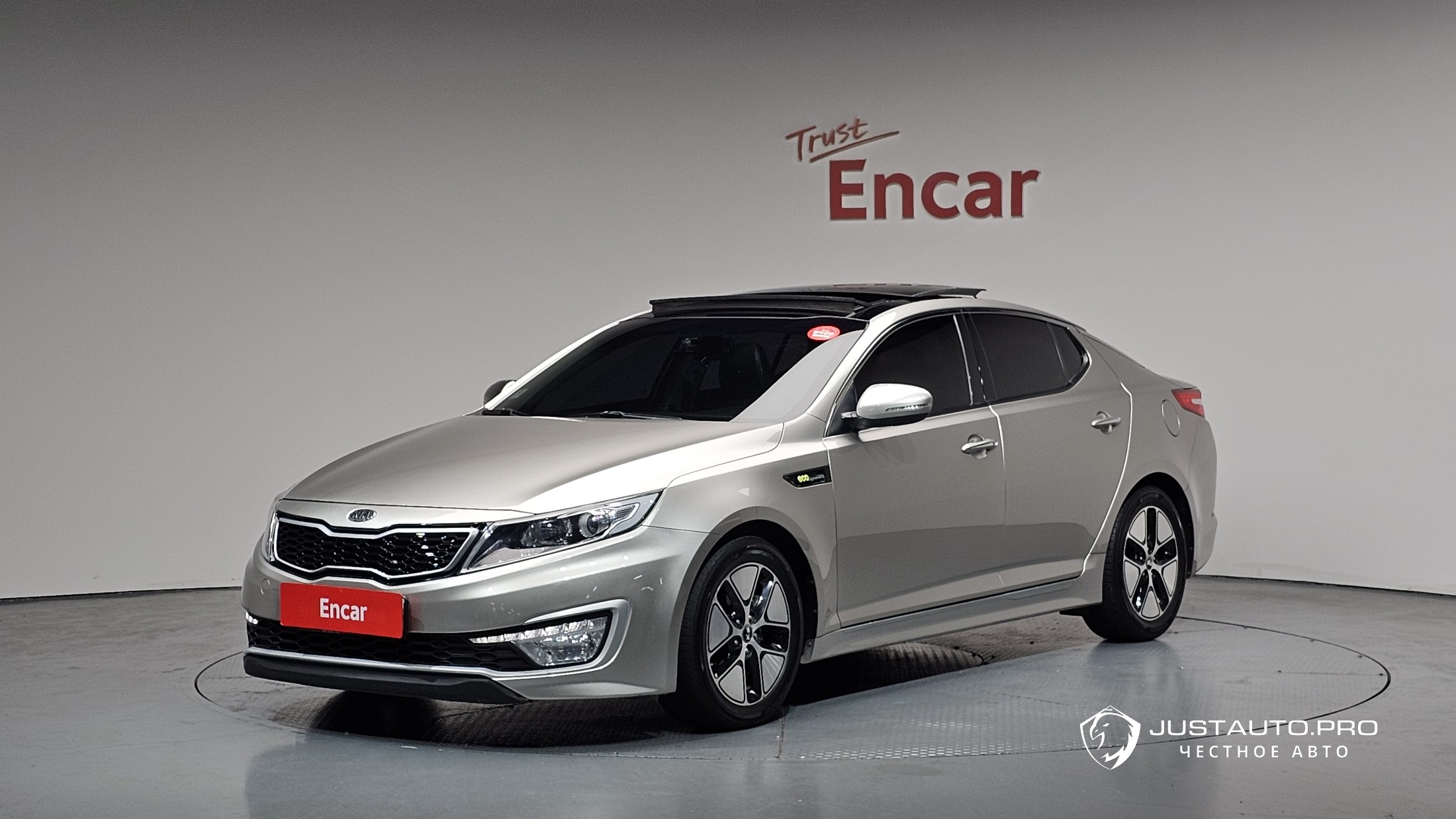 Автомобиль Kia K5