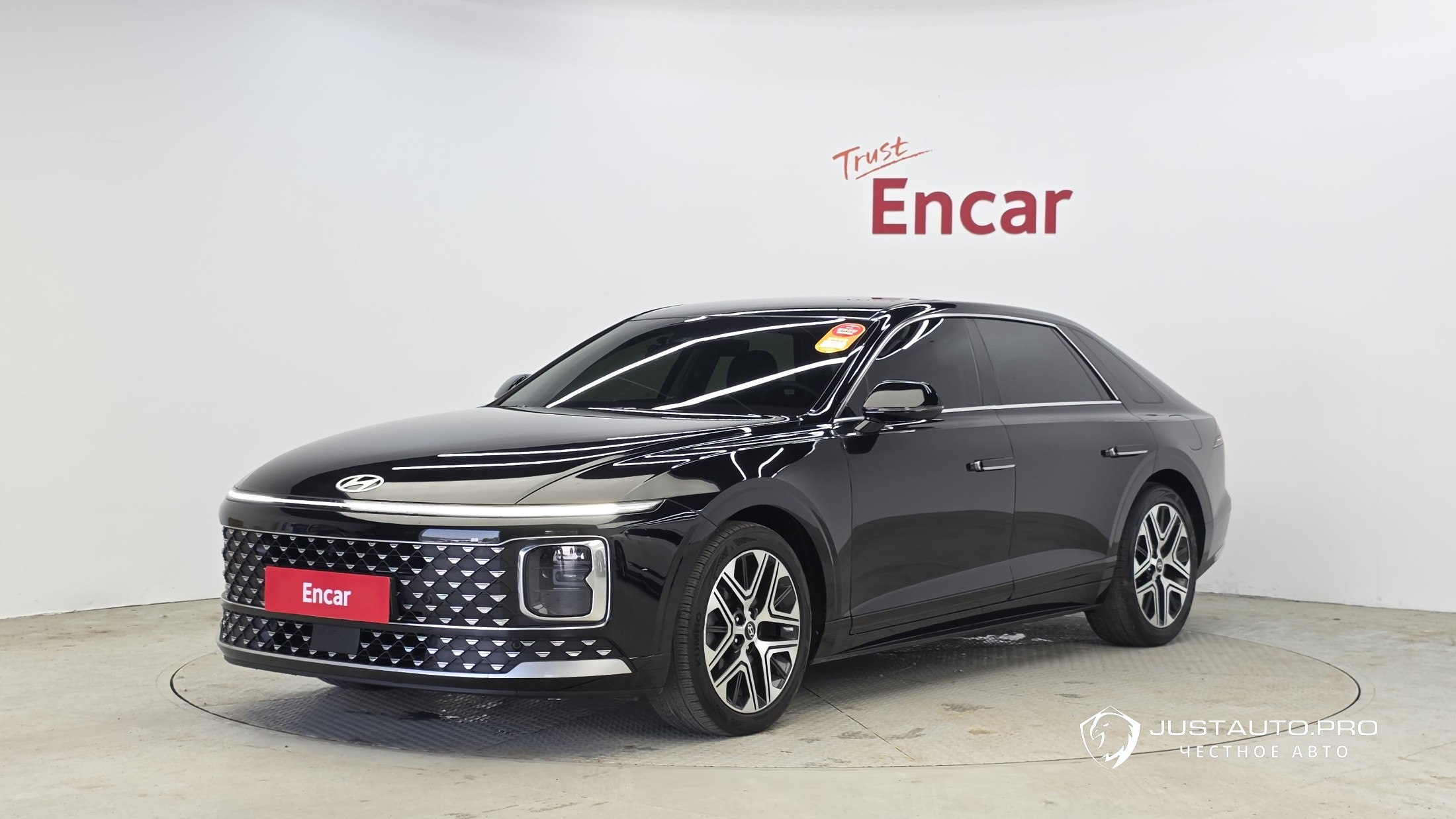 Автомобиль Hyundai Grandeur